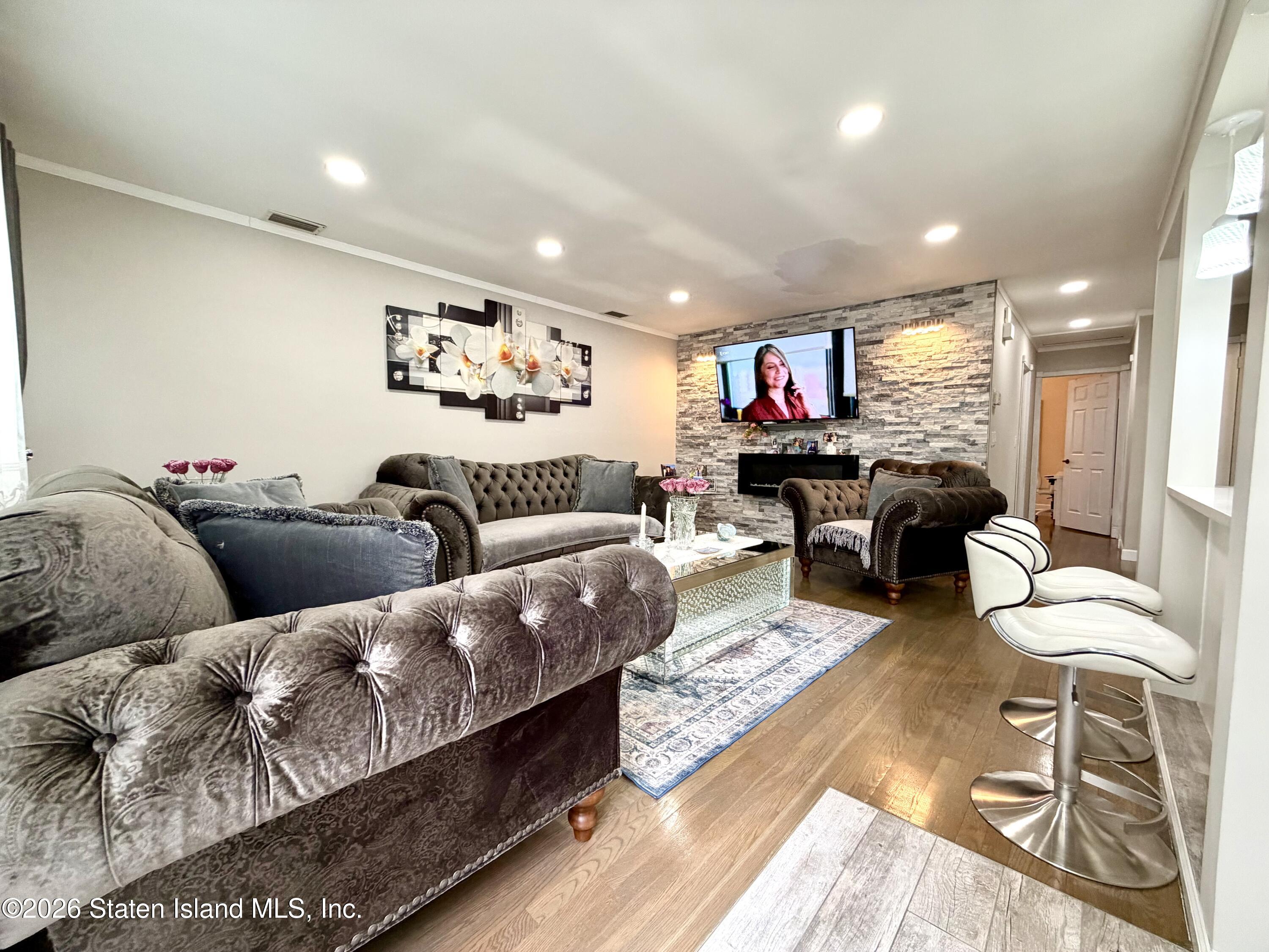 335 Bryson Avenue, Staten Island, NY, 10314