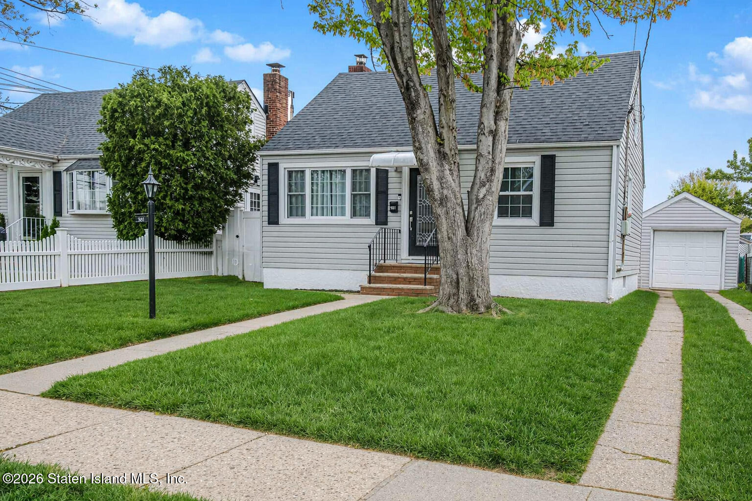 381 Lathrop Avenue Image 4