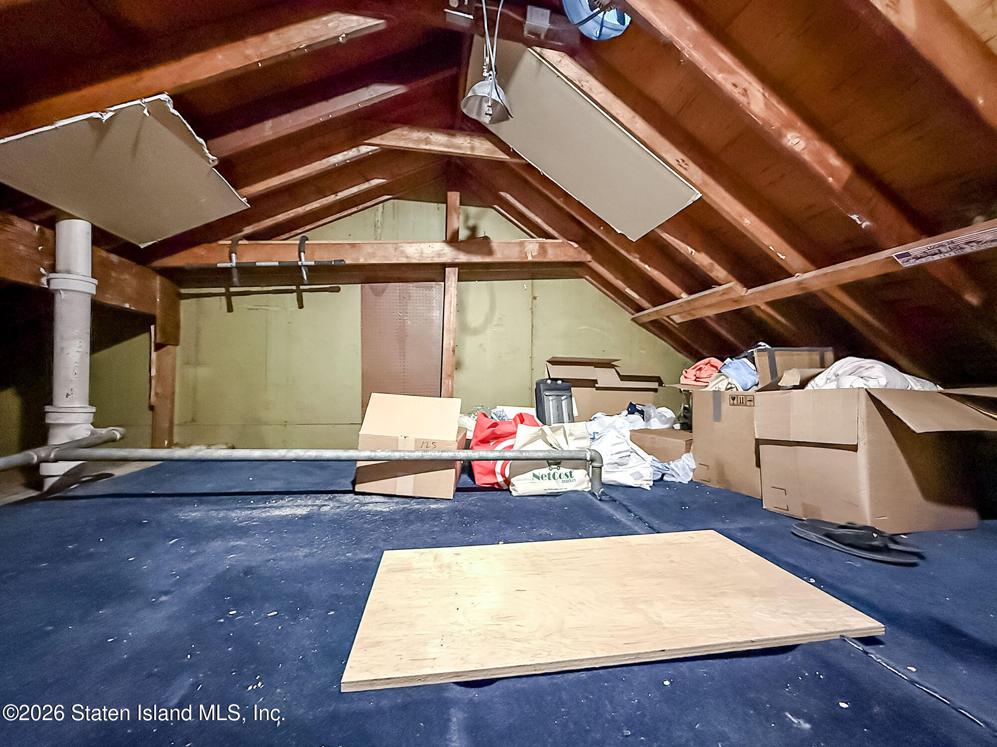 141 Hampton Green, Staten Island, NY, 10312 image 17
