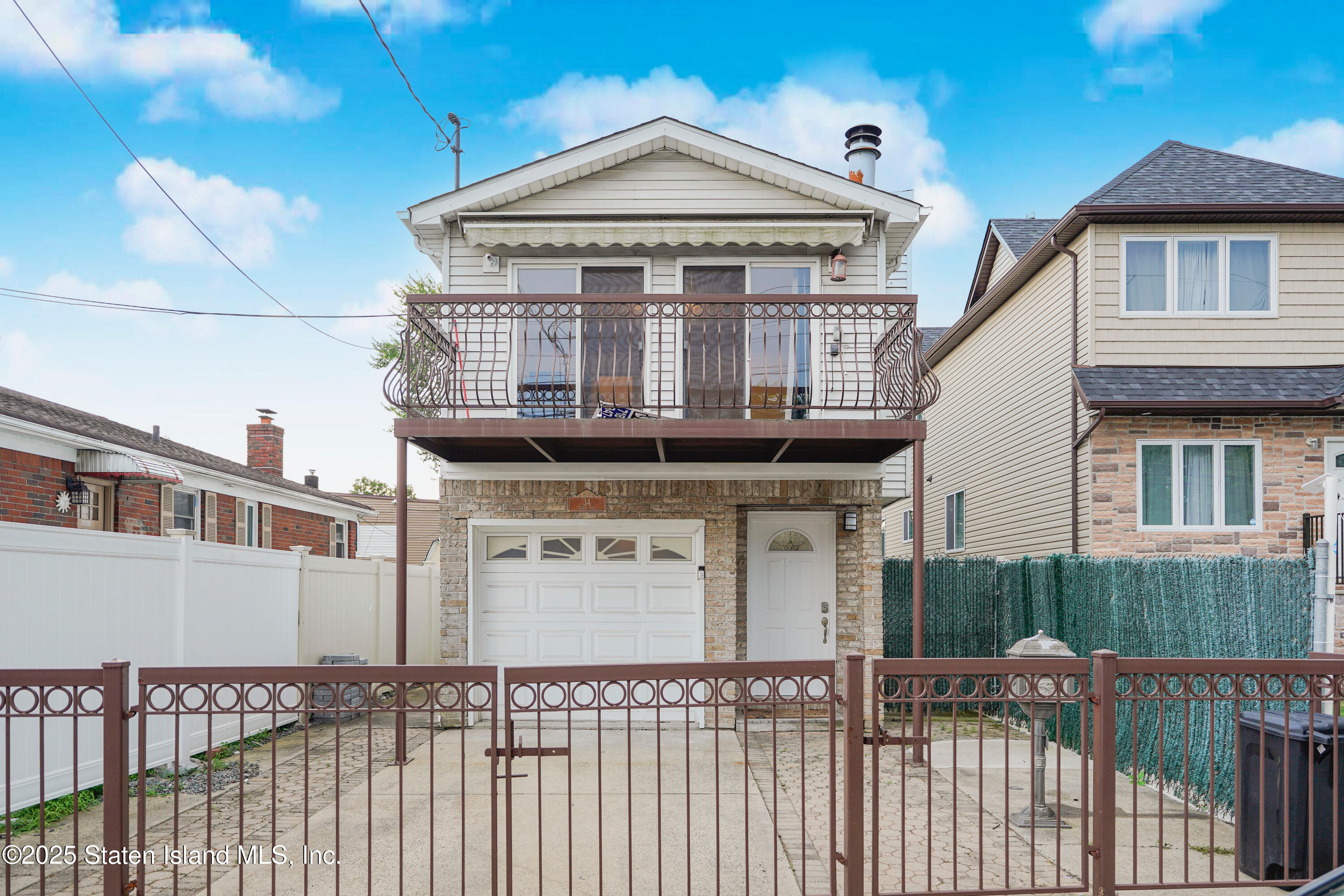 34 Dixon Avenue Image 2