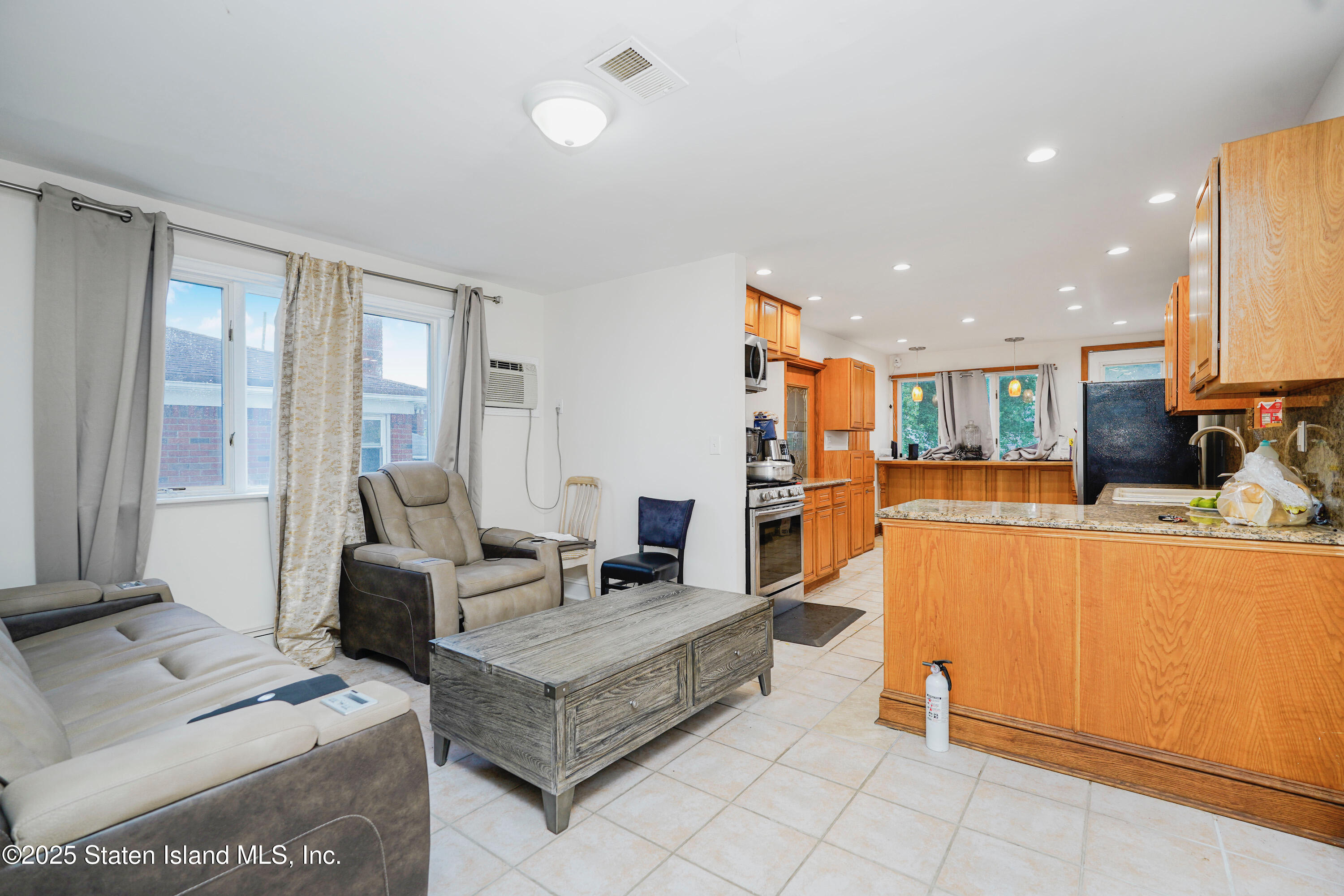 34 Dixon Avenue, Staten Island, NY, 10302 image 6