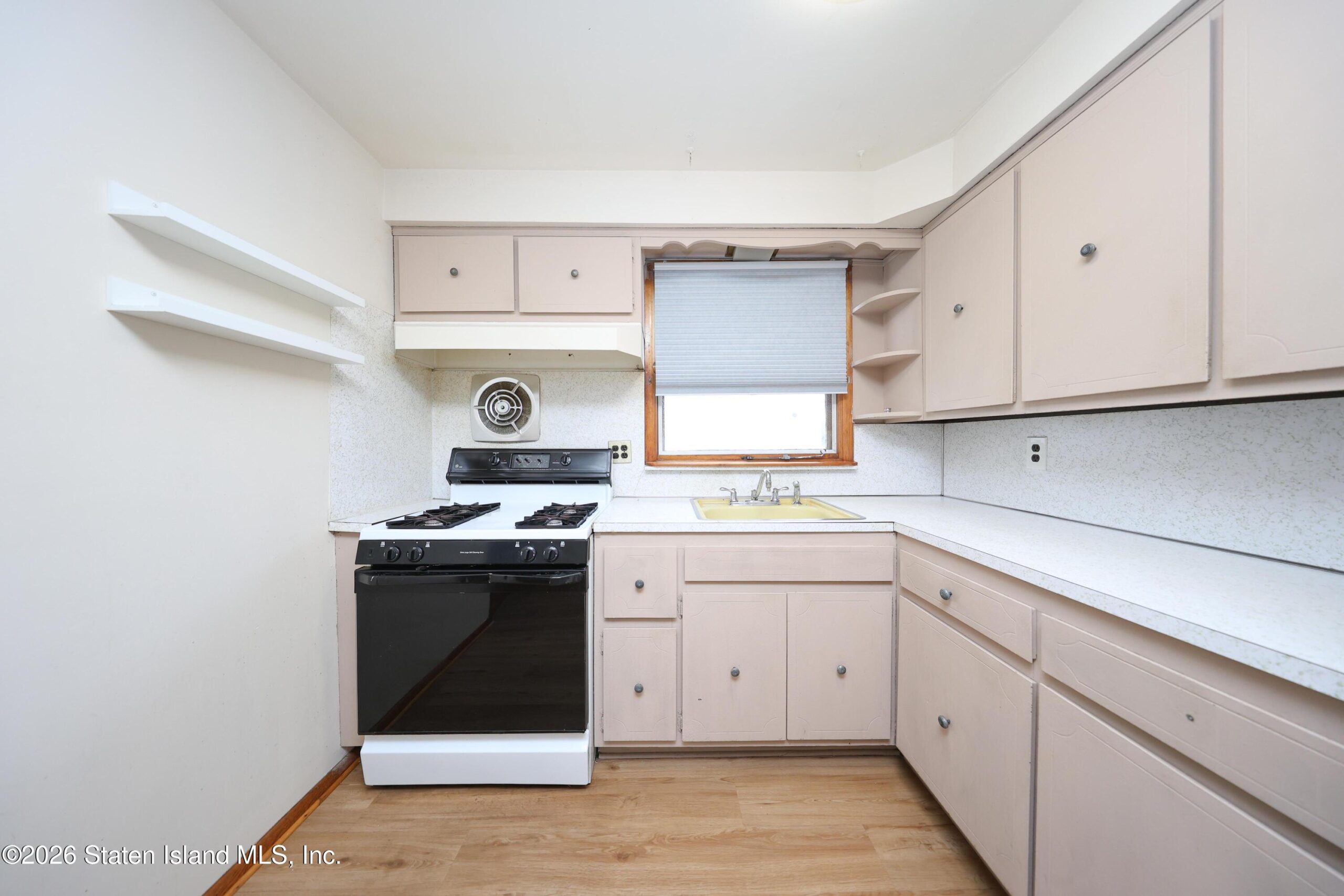 188 Jacques Avenue, Staten Island, NY, 10306 image 32