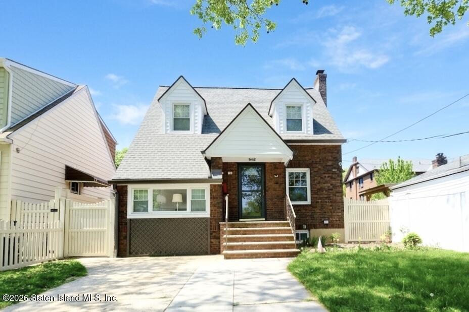 12 Bryson Avenue Image 3