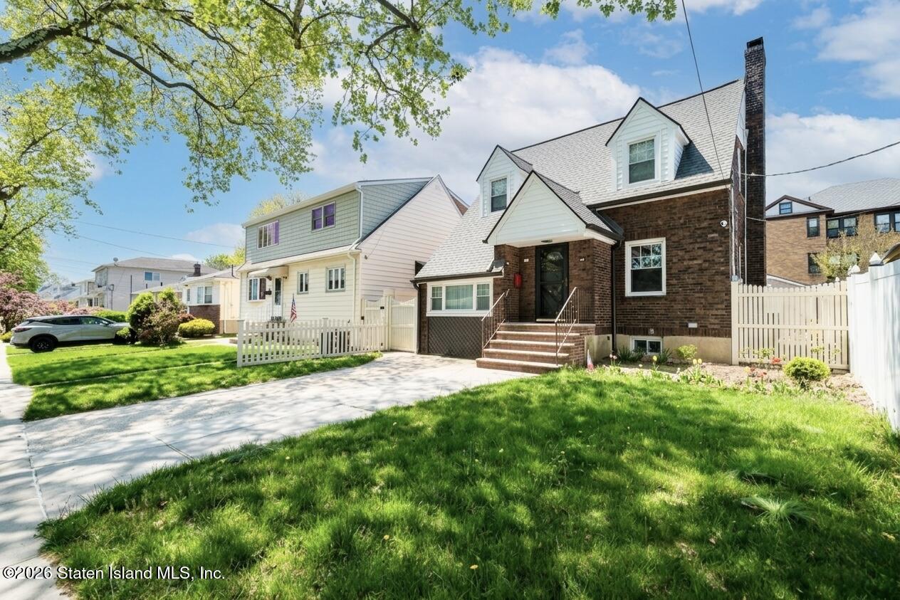 12 Bryson Avenue Image 2