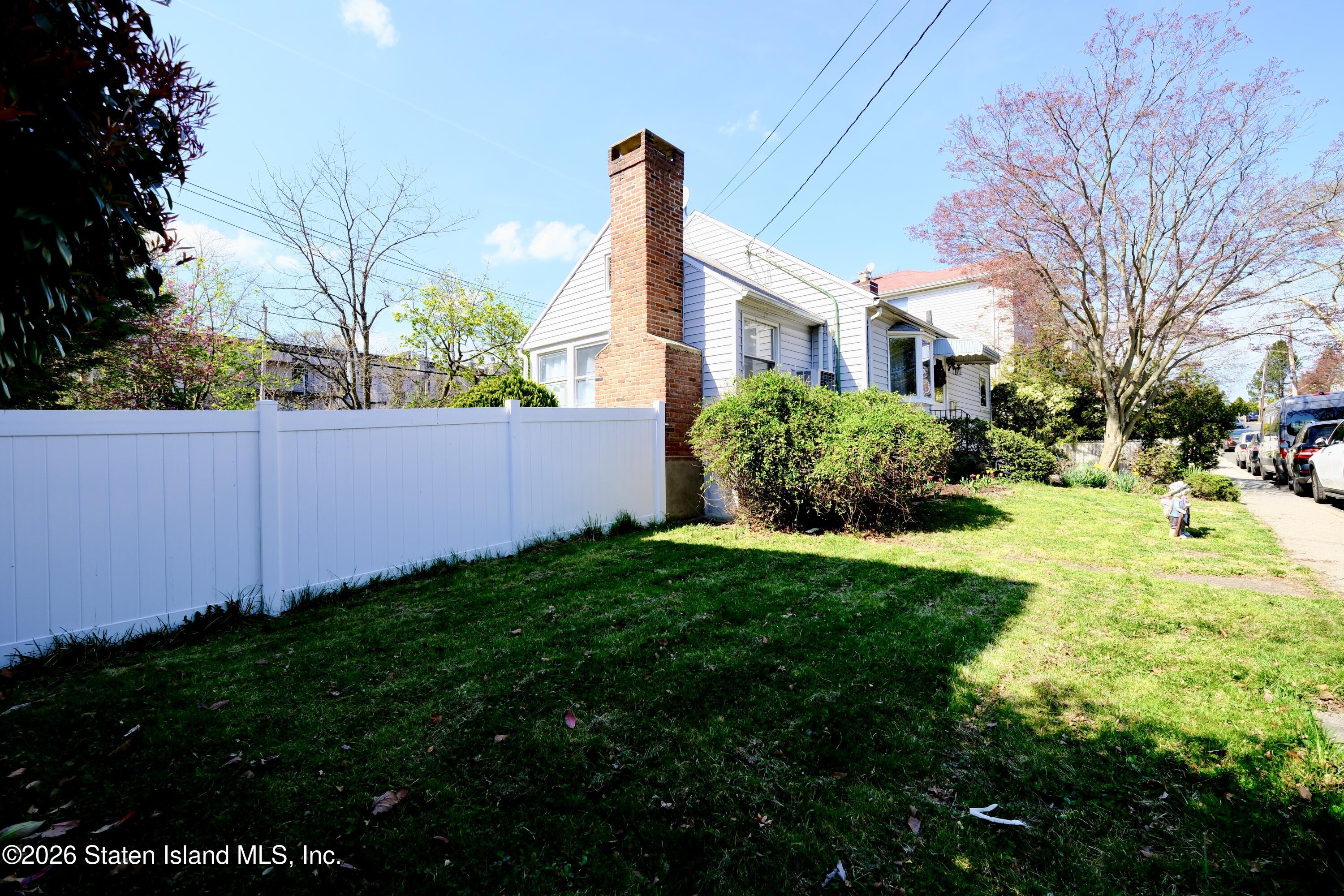 130 Hillcrest Terrace Image 3
