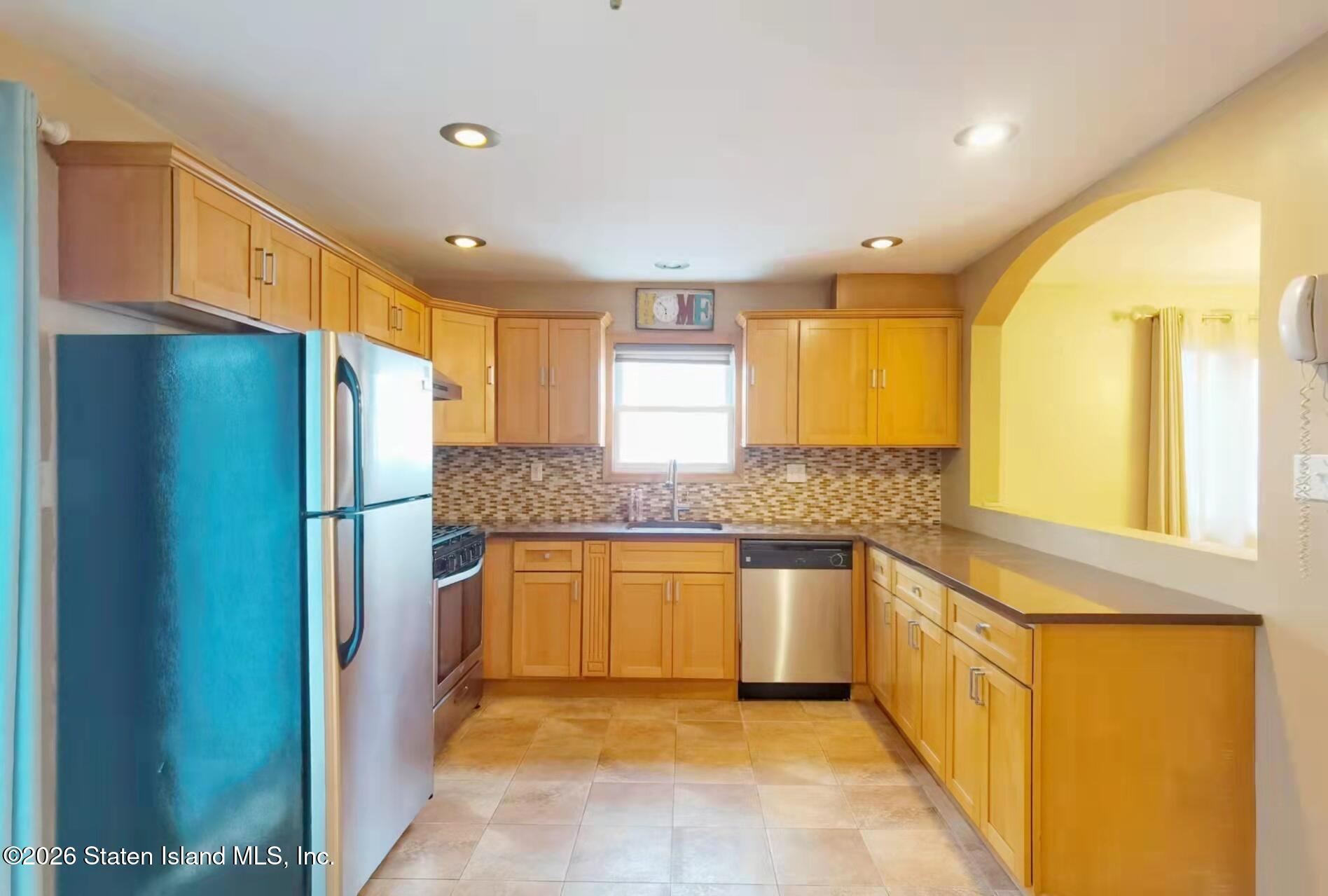 200 Shotwell Avenue Image 5