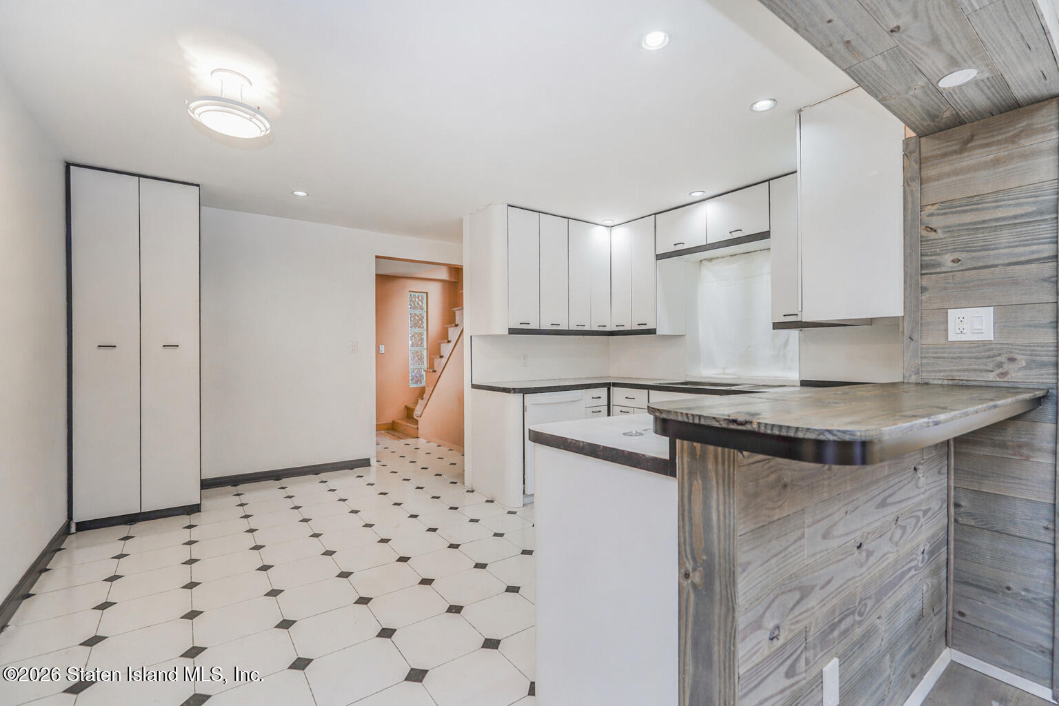 125 Garretson Avenue, Staten Island, NY, 10304 image 17