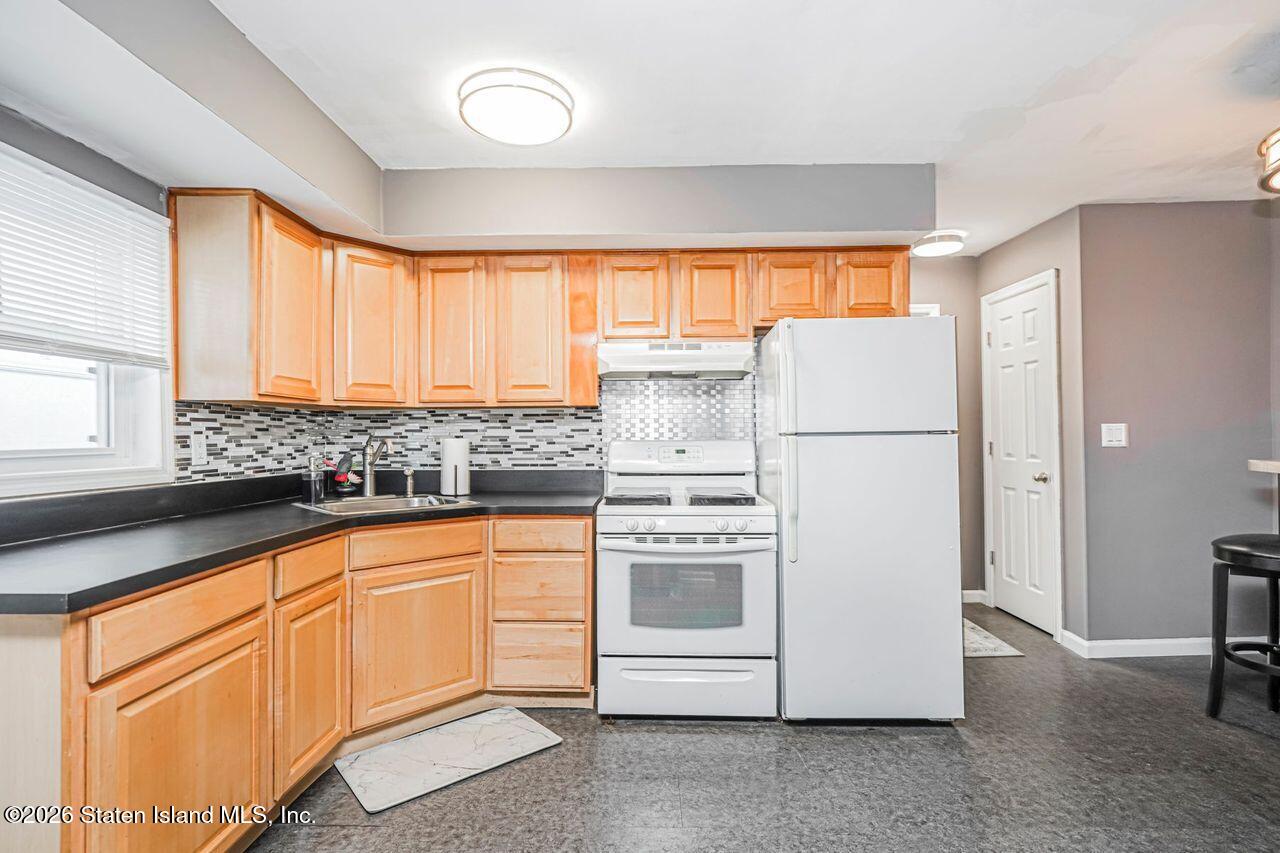 27 Gauldy Avenue, Staten Island, NY, 10314 image 22