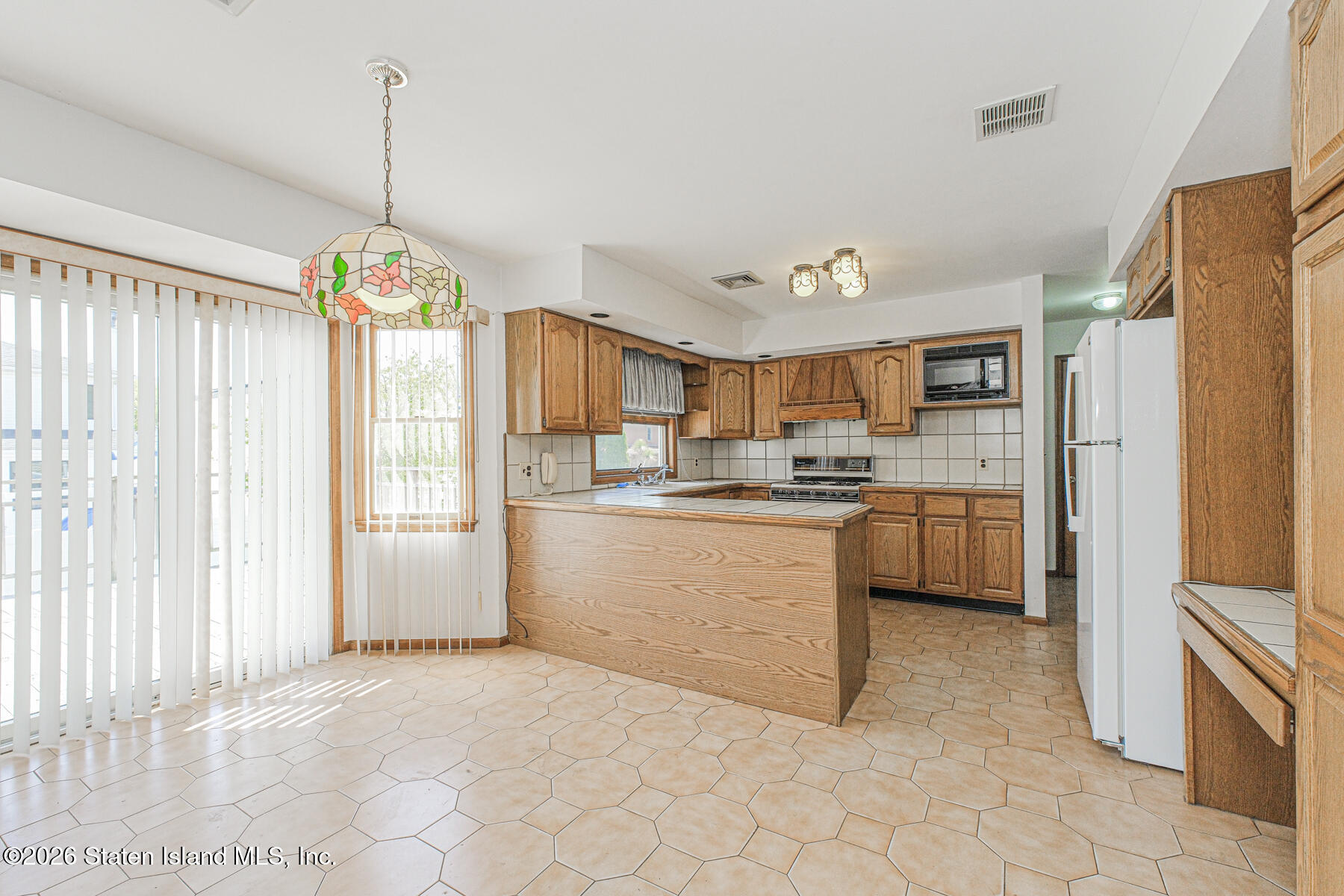 85 Nancy Lane, Staten Island, NY, 10307 image 11