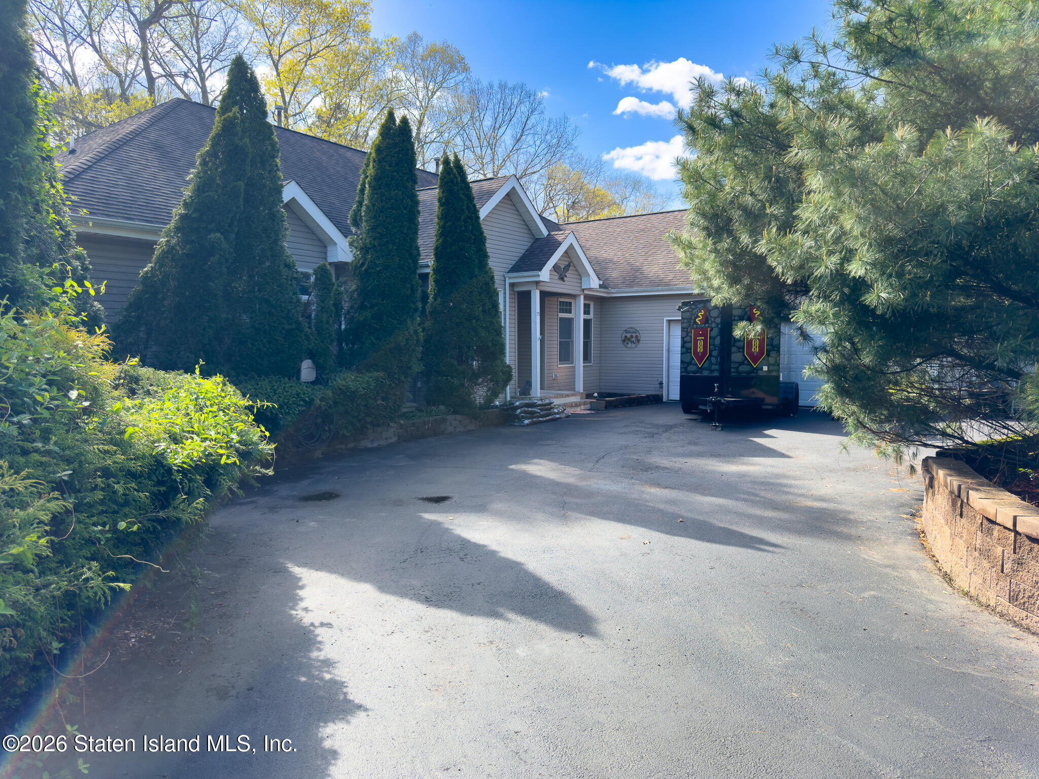75 Cannon Boulevard Image 1