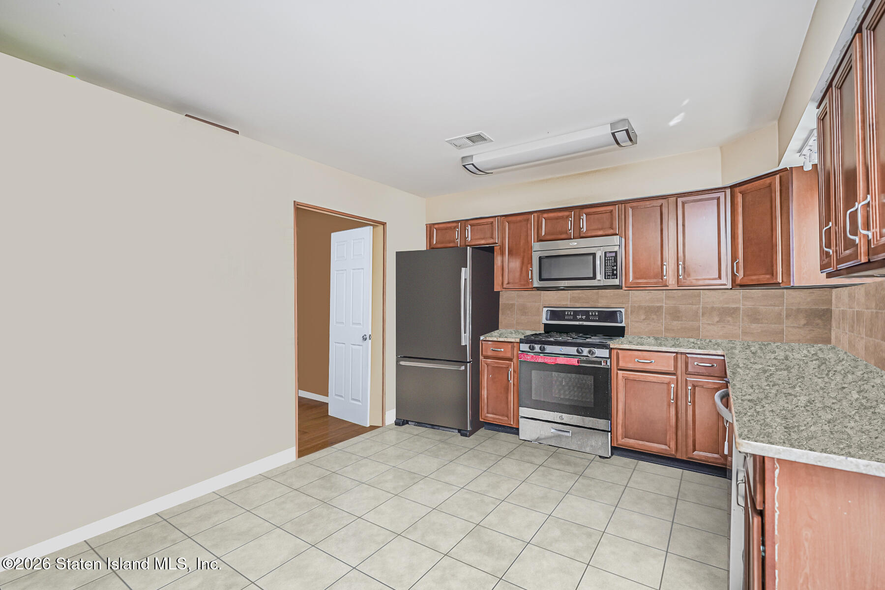 171 Rolling Hill Green, Staten Island, NY, 10312 image 7