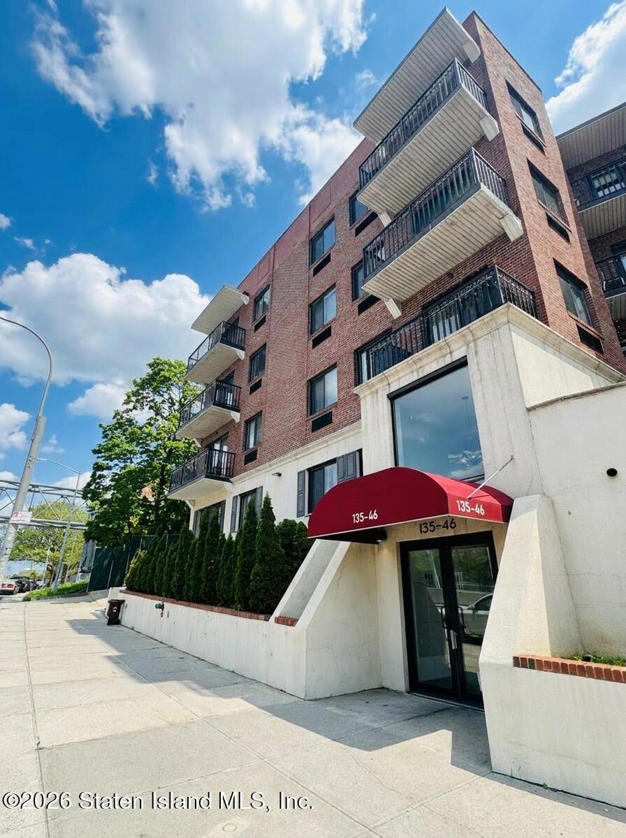 135-46 Grand Central Parkway 2a Image 1
