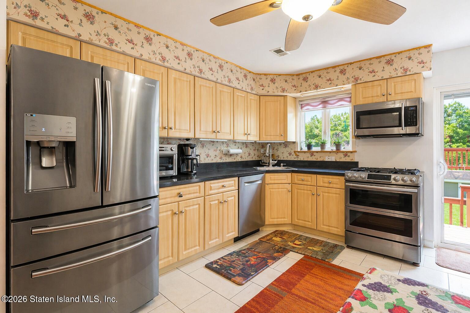 798 Patterson Avenue, Staten Island, NY, 10306 image 8