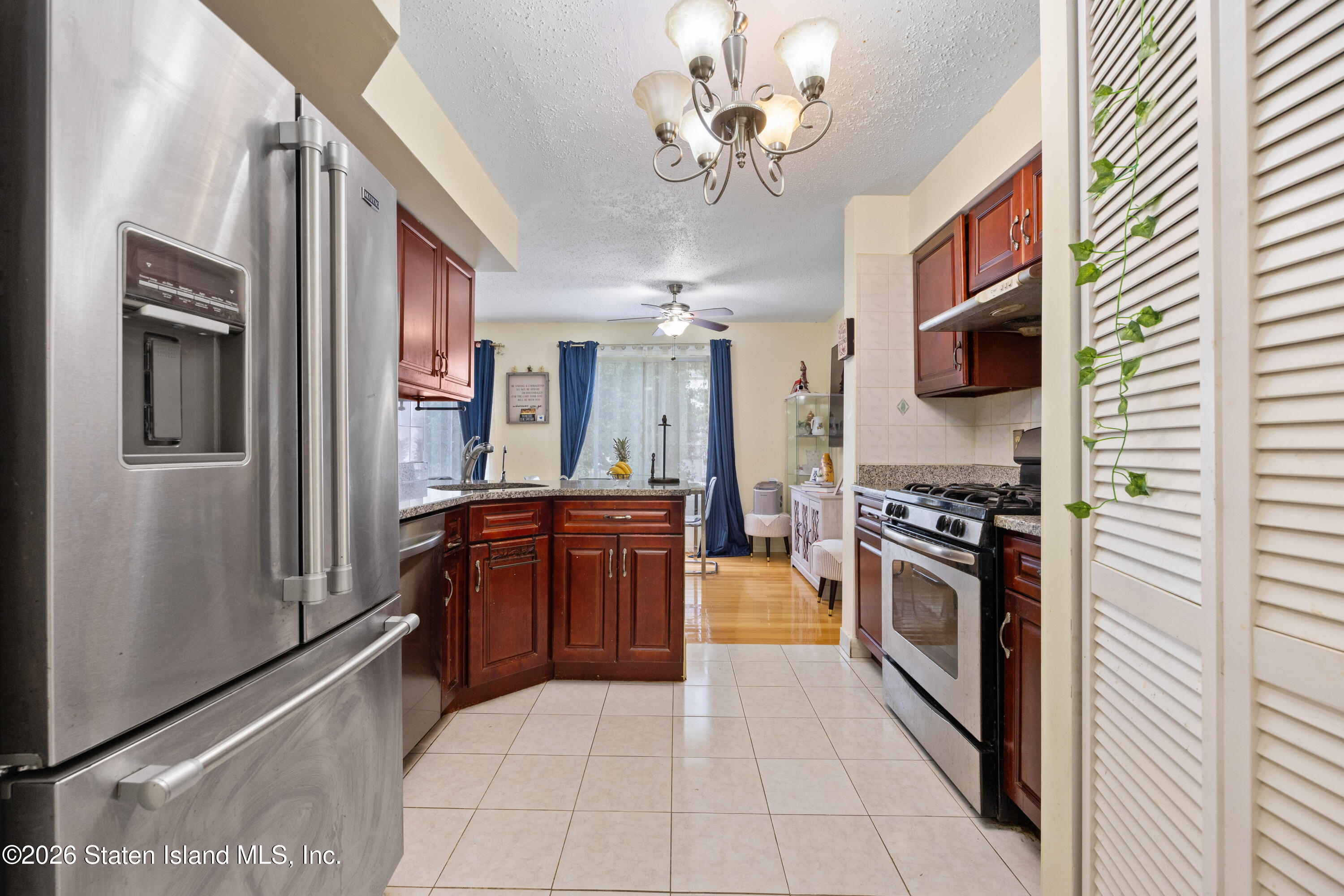 56 Emily Lane, Staten Island, NY, 10312 image 6