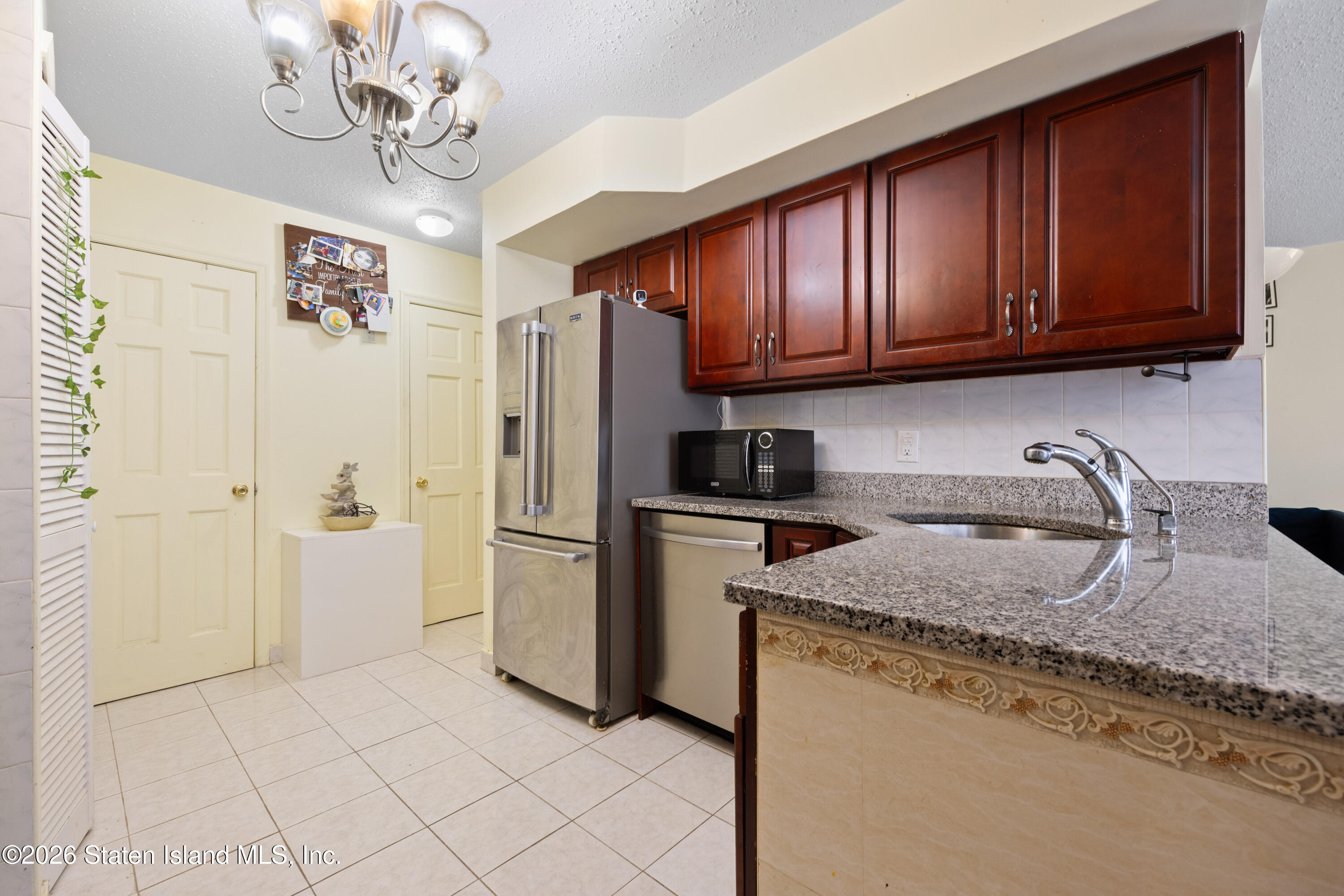 56 Emily Lane, Staten Island, NY, 10312 image 7