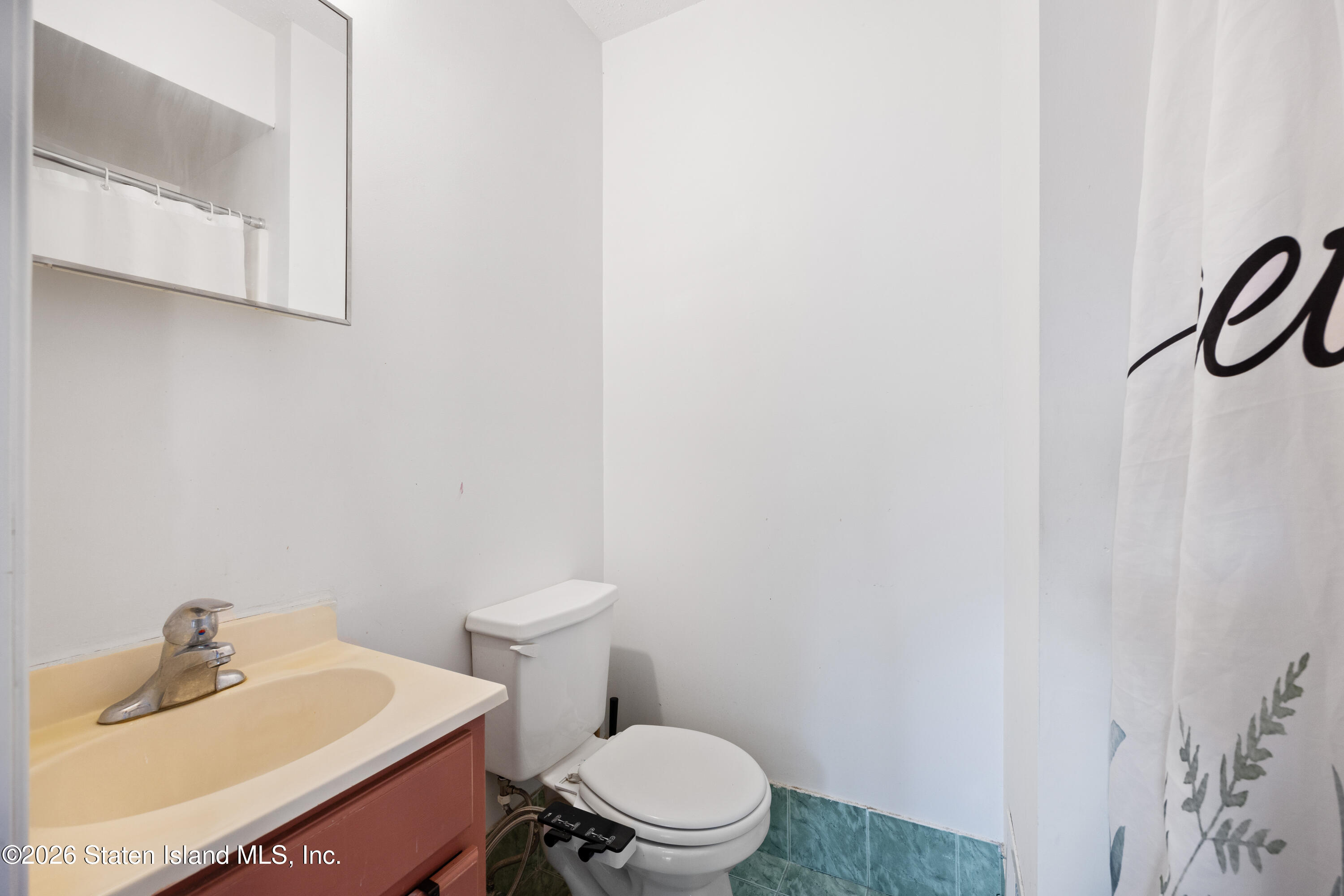 56 Emily Lane, Staten Island, NY, 10312 image 16