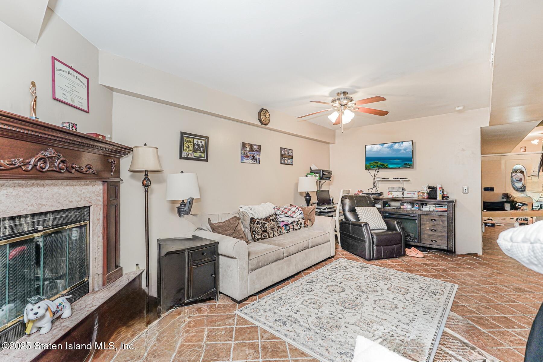 102 Seguine Place, Staten Island, NY, 10312 image 12