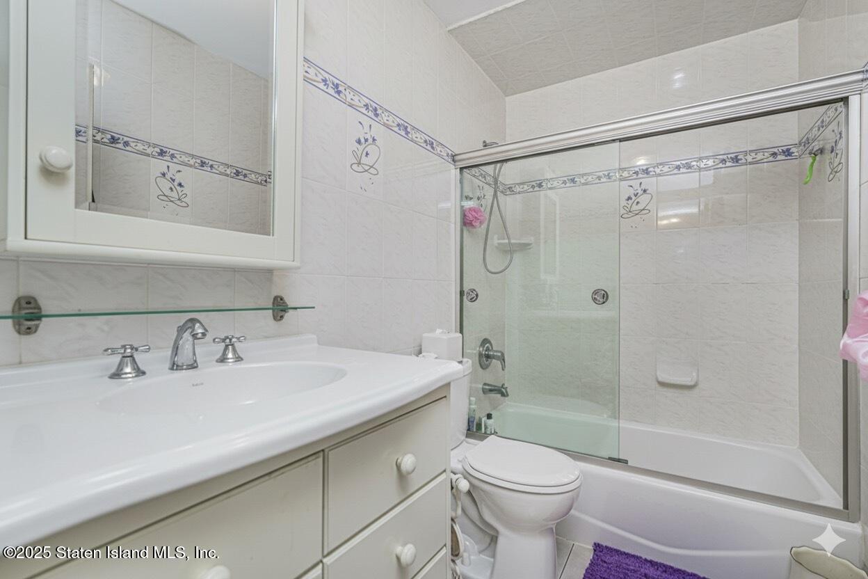 102 Seguine Place, Staten Island, NY, 10312 image 15