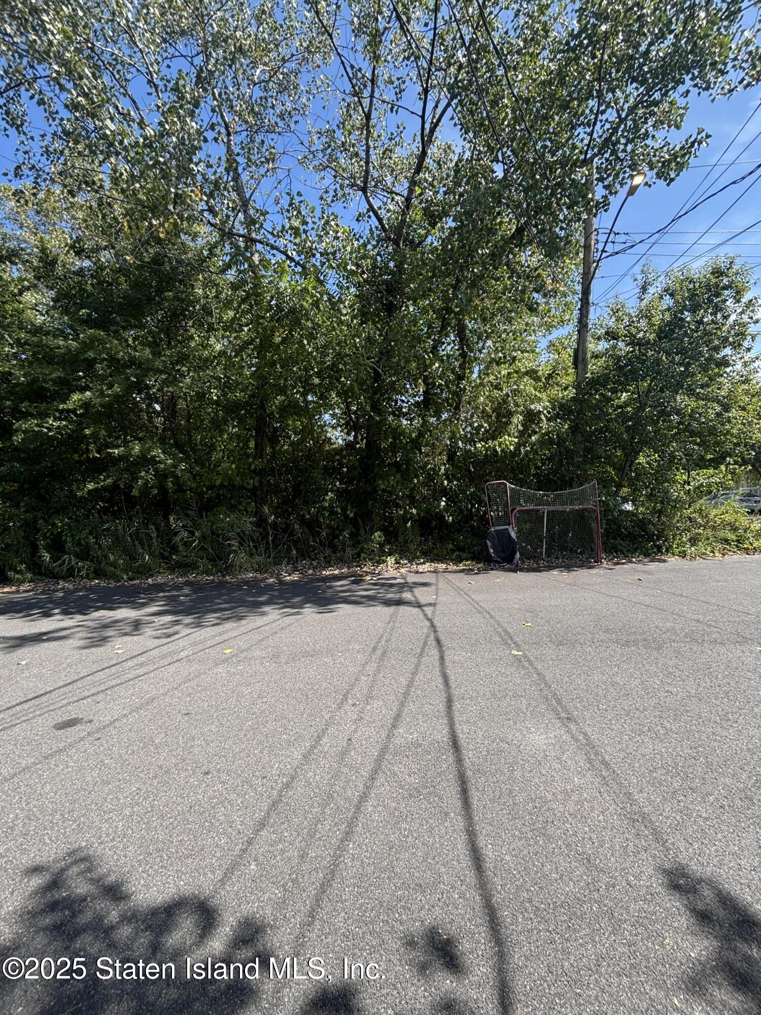 102 Seguine Place, Staten Island, NY, 10312 image 26