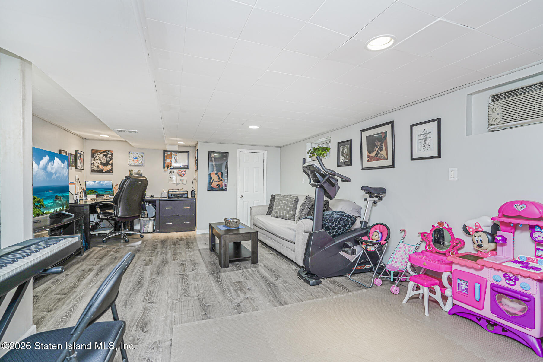 23 Ramblewood Avenue, Staten Island, NY, 10308 image 19