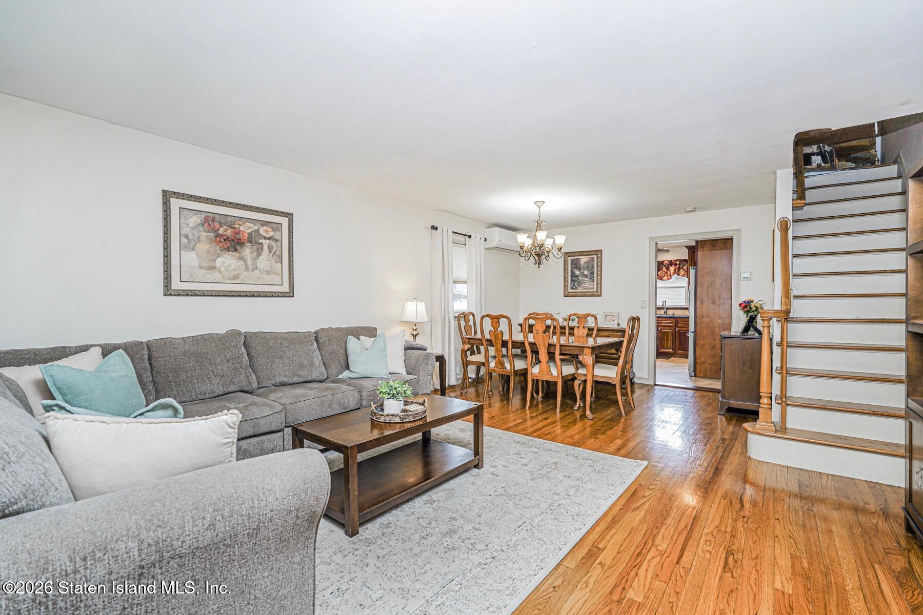 23 Ramblewood Avenue Image 3