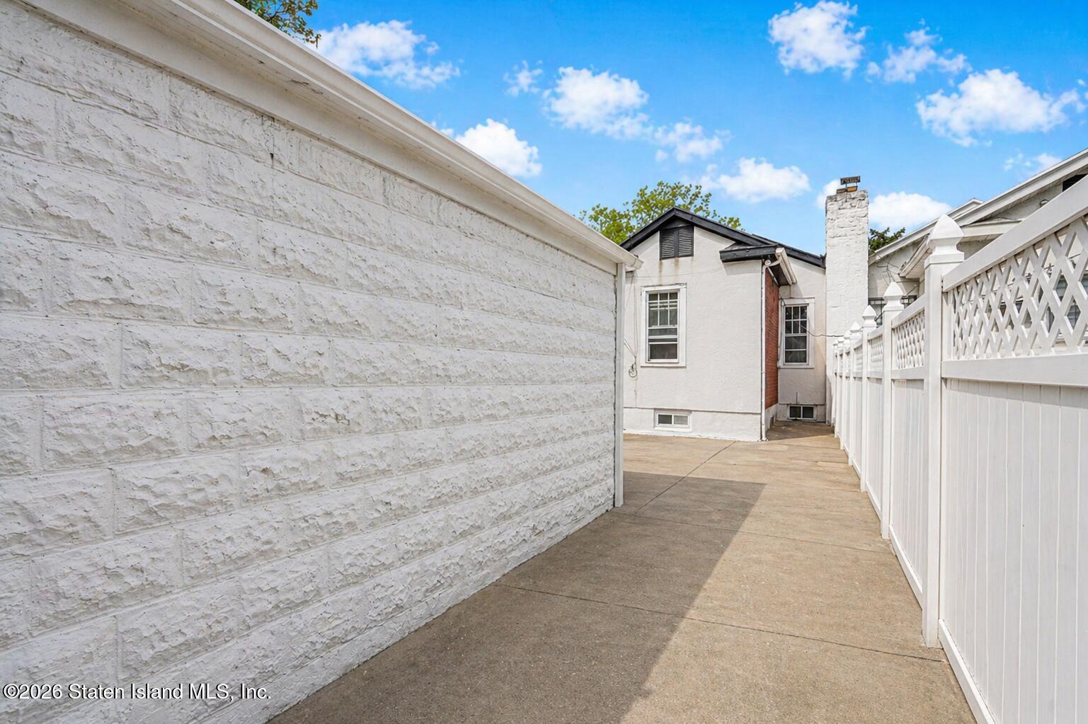 1637 West 1st Street, Brooklyn, NY, 11223 image 31