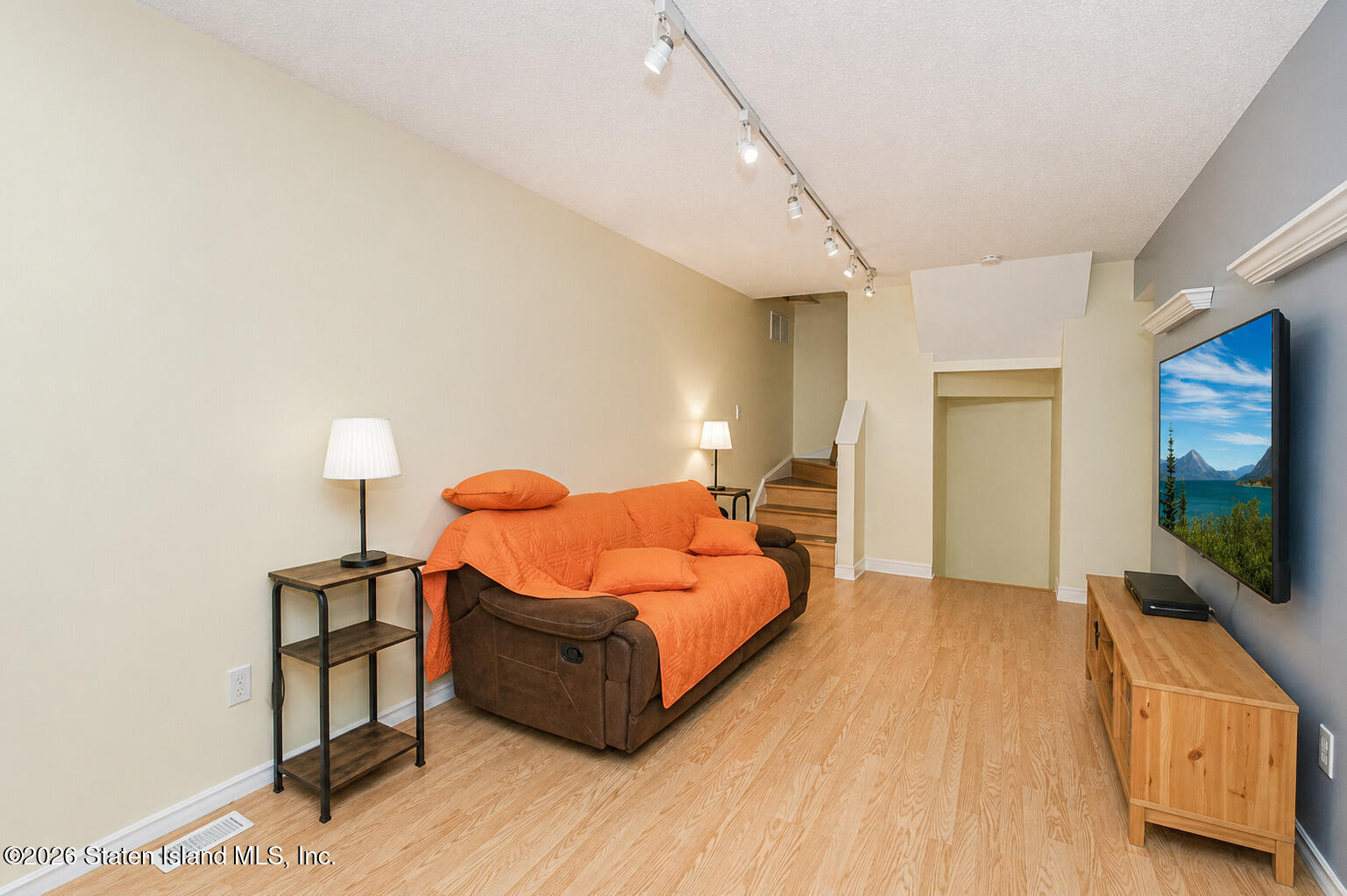214 Ilyssa Way Image 3