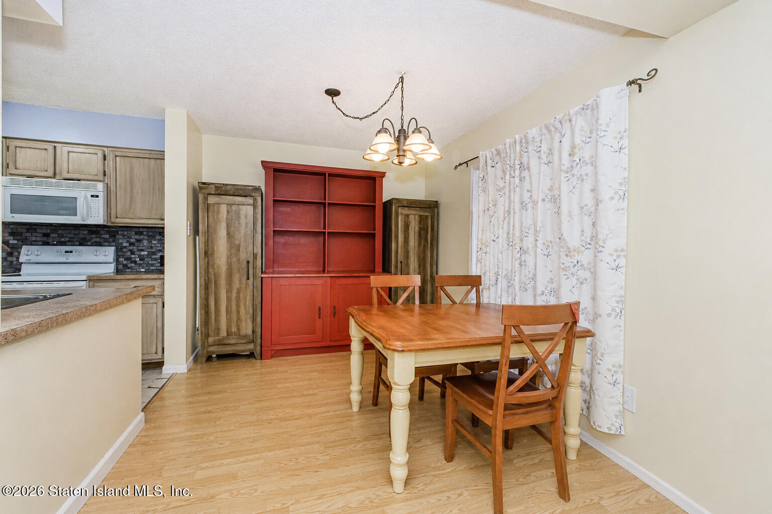 214 Ilyssa Way, Staten Island, NY, 10312 image 8