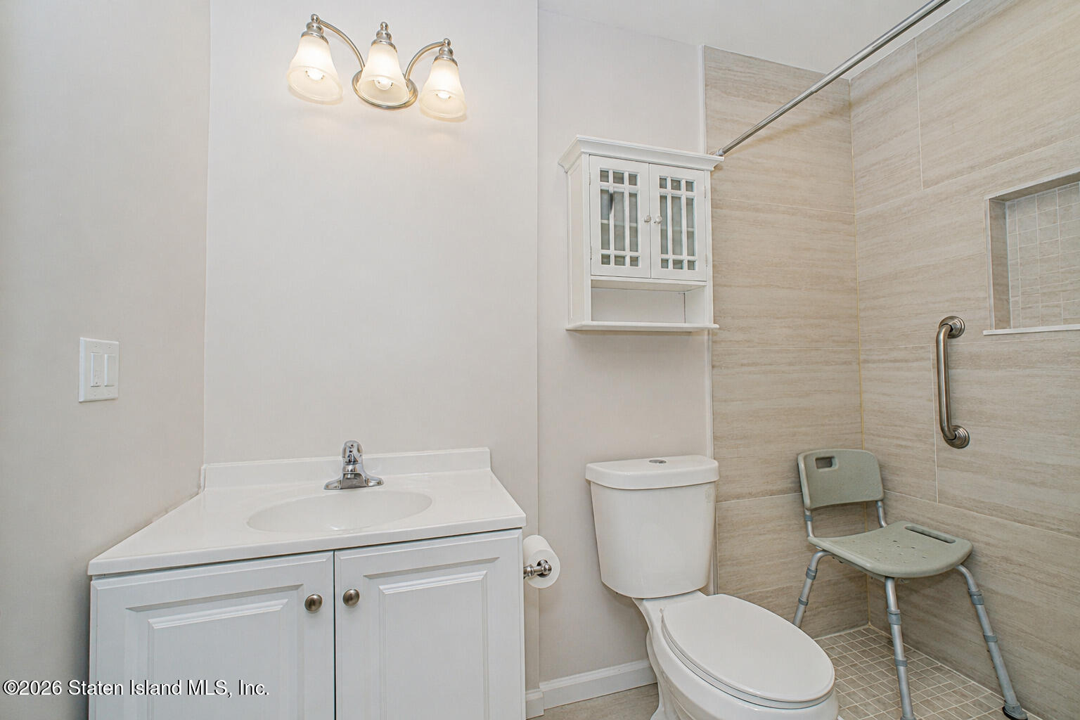 235 Ilyssa Way, Staten Island, NY, 10312 image 16
