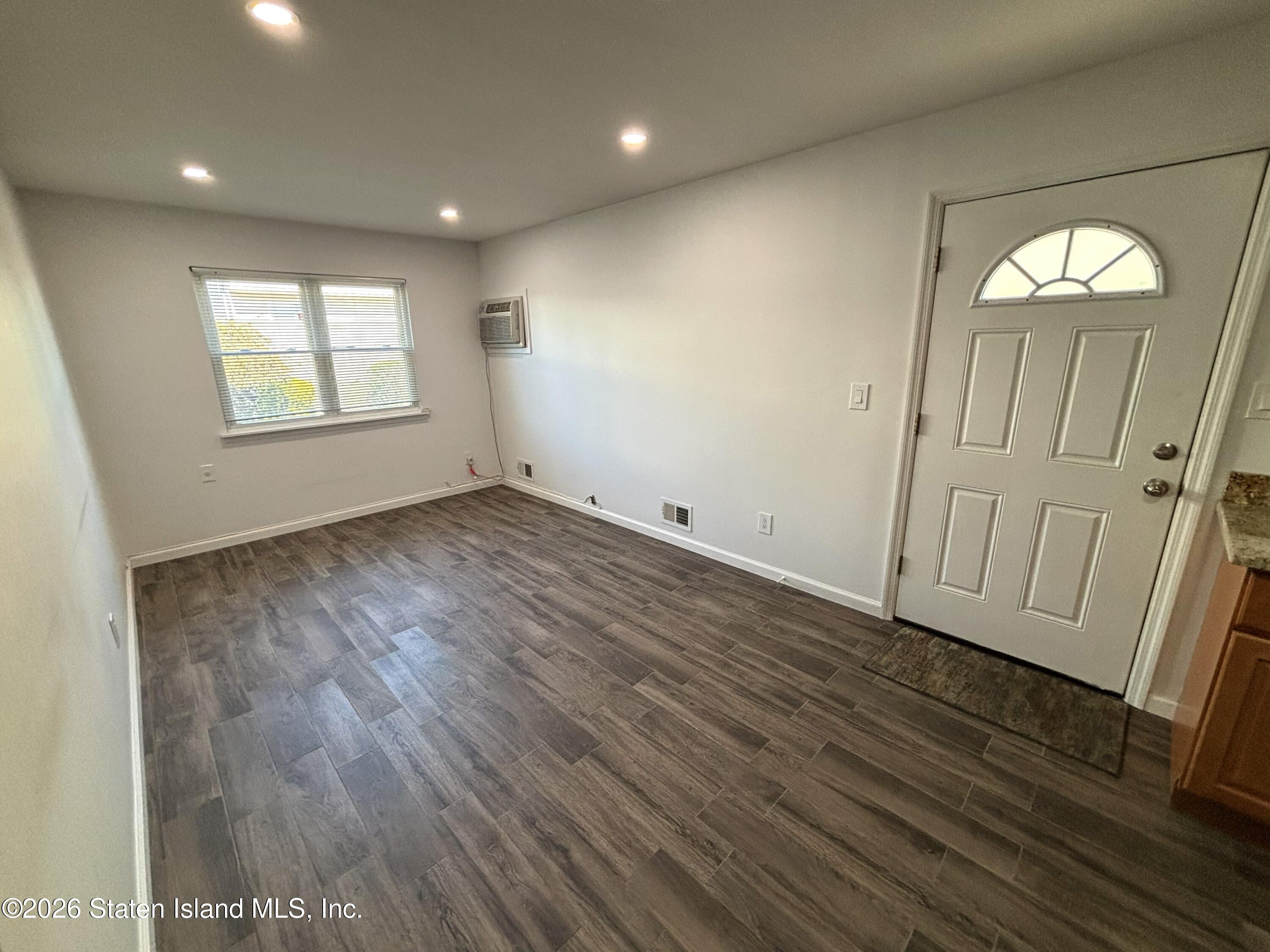 51 Elwood Avenue, Staten Island, NY, 10314 image 36