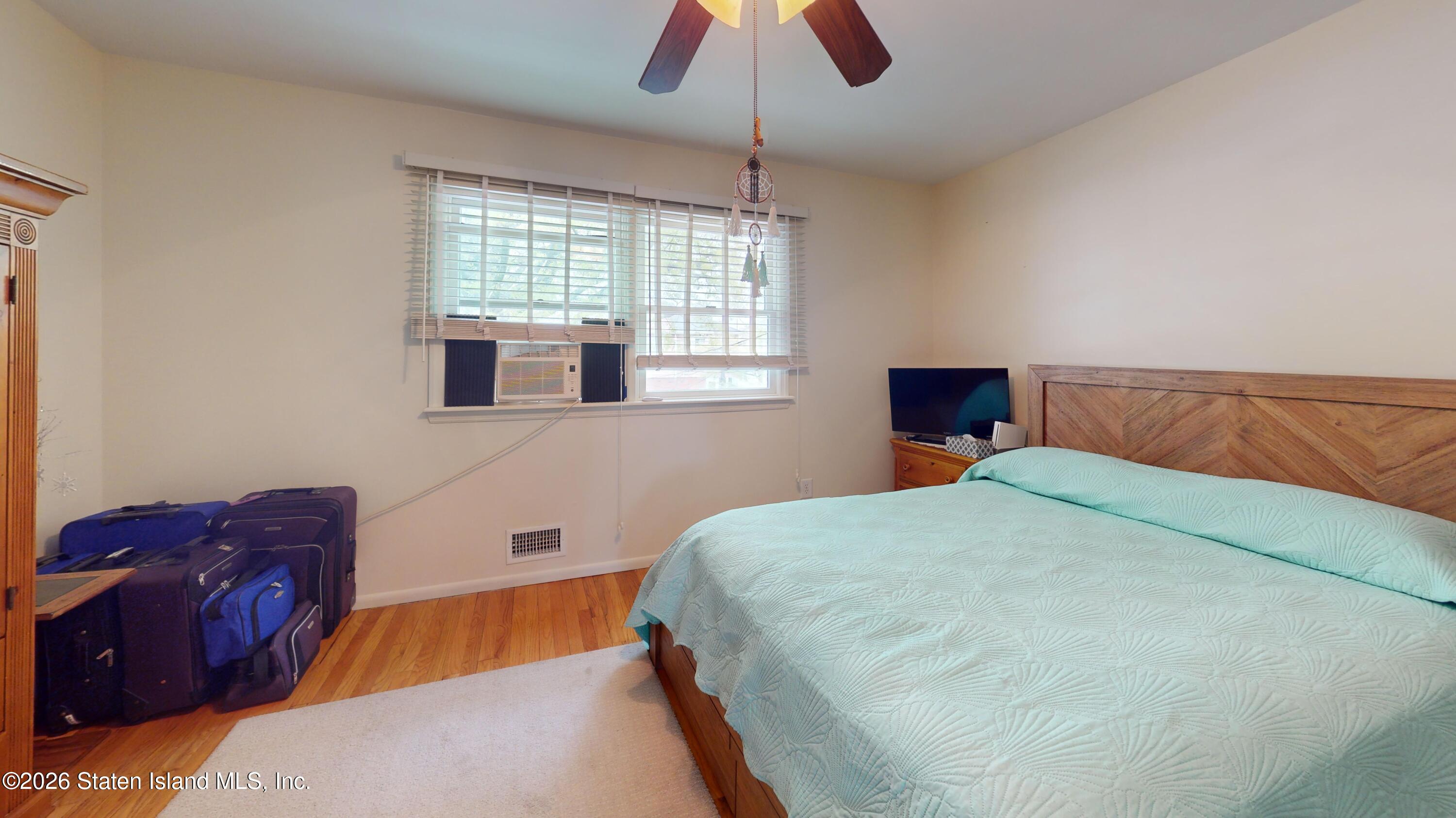 194 Benton Avenue, Staten Island, NY, 10305 image 12