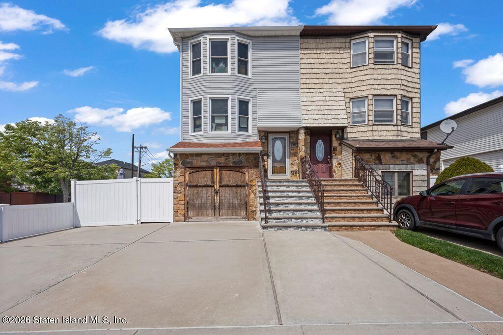 395 Hillman Avenue Image 1