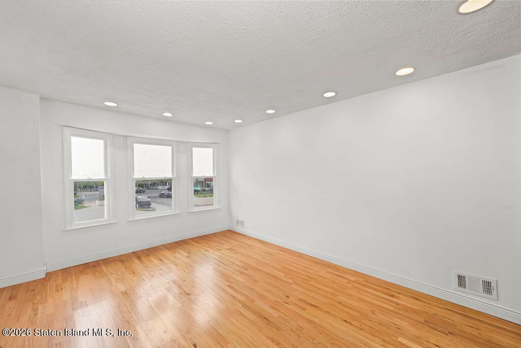 395 Hillman Avenue, Staten Island, NY, 10314 image 12