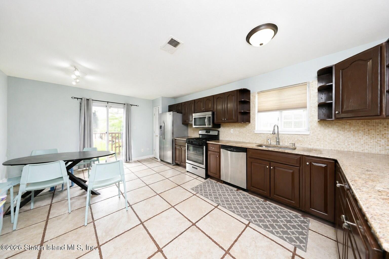 21 Bentley Lane, Staten Island, NY, 10307 image 7