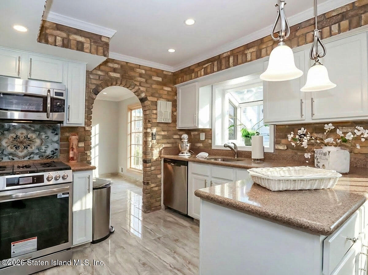 3569 Richmond Road, Staten Island, NY, 10306 image 8