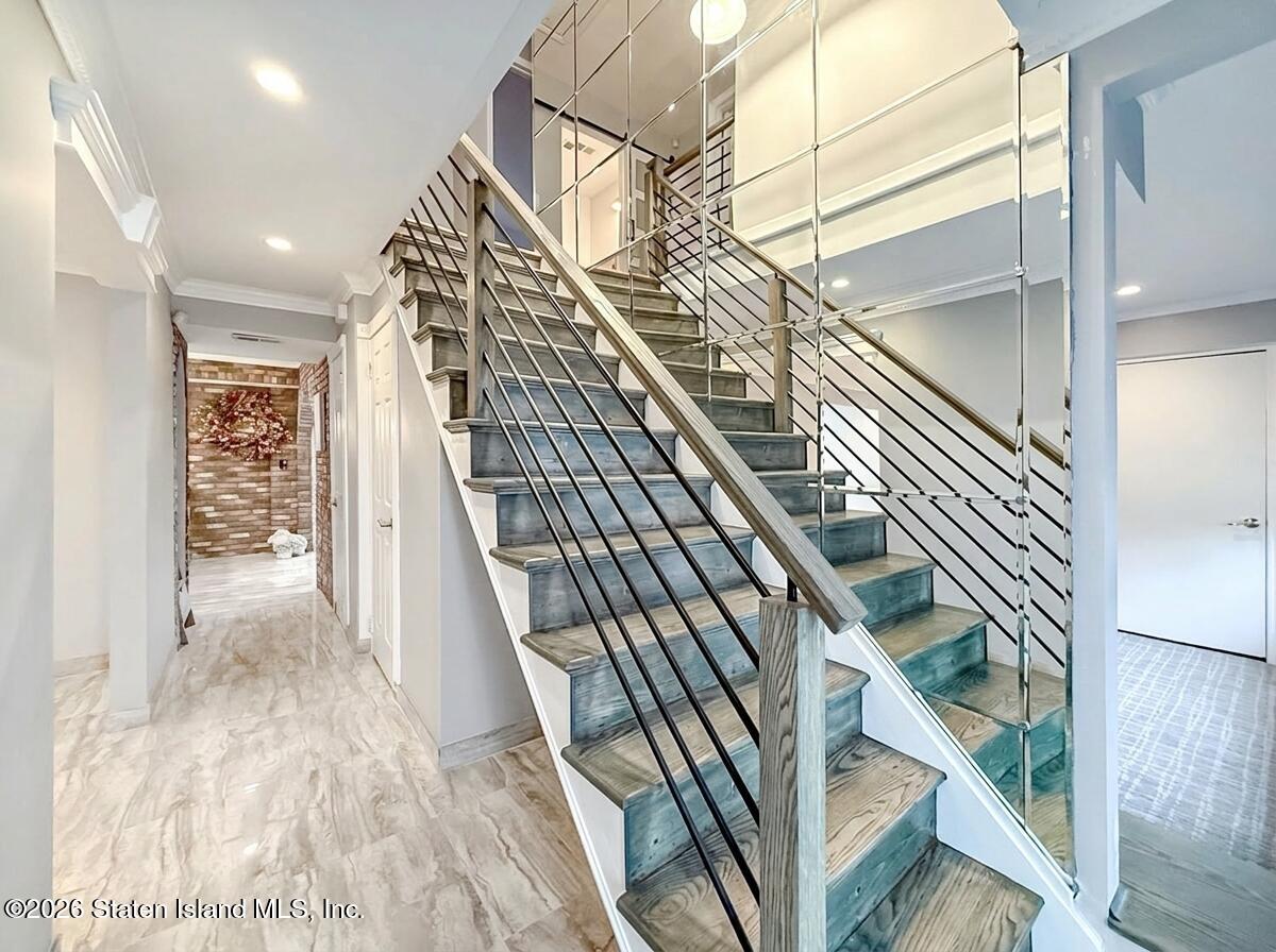 3569 Richmond Road Image 2