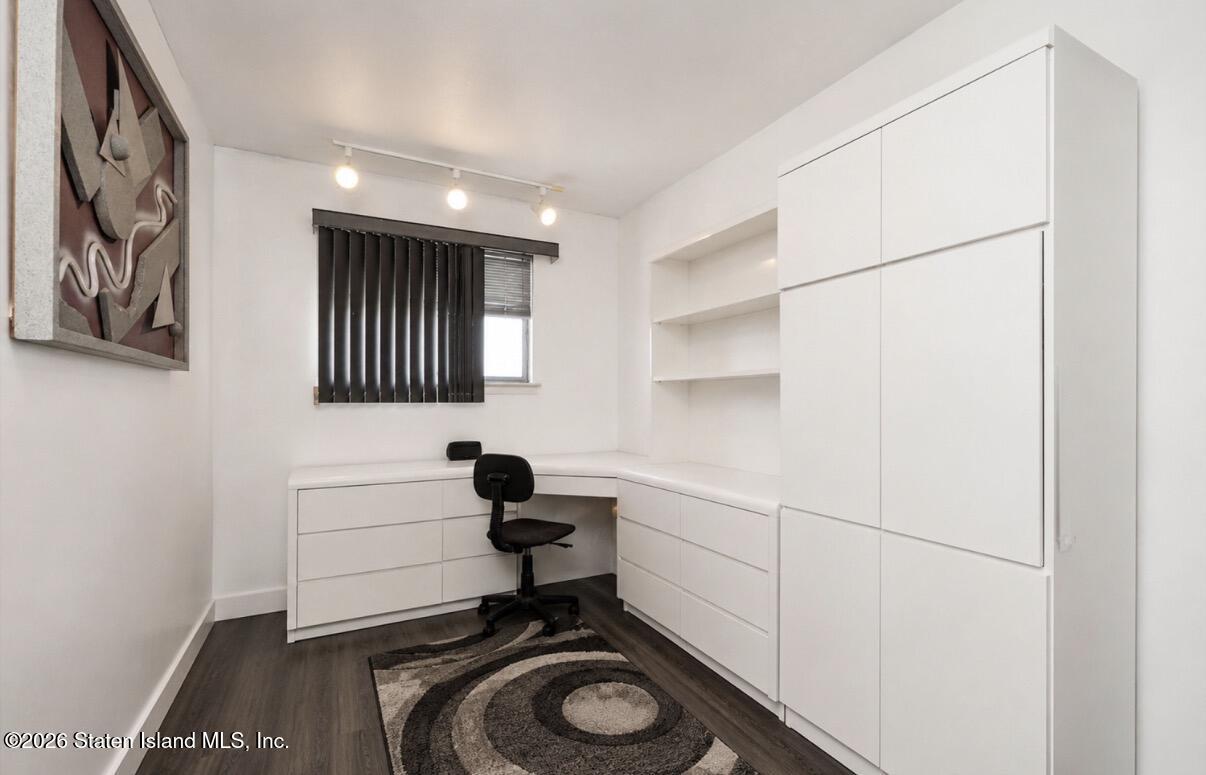 145 Rolling Hill Green, Staten Island, NY, 10312 image 21