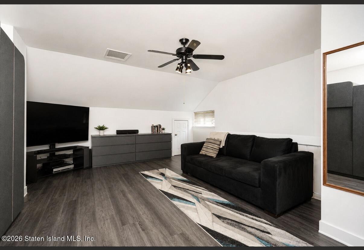 145 Rolling Hill Green, Staten Island, NY, 10312 image 31