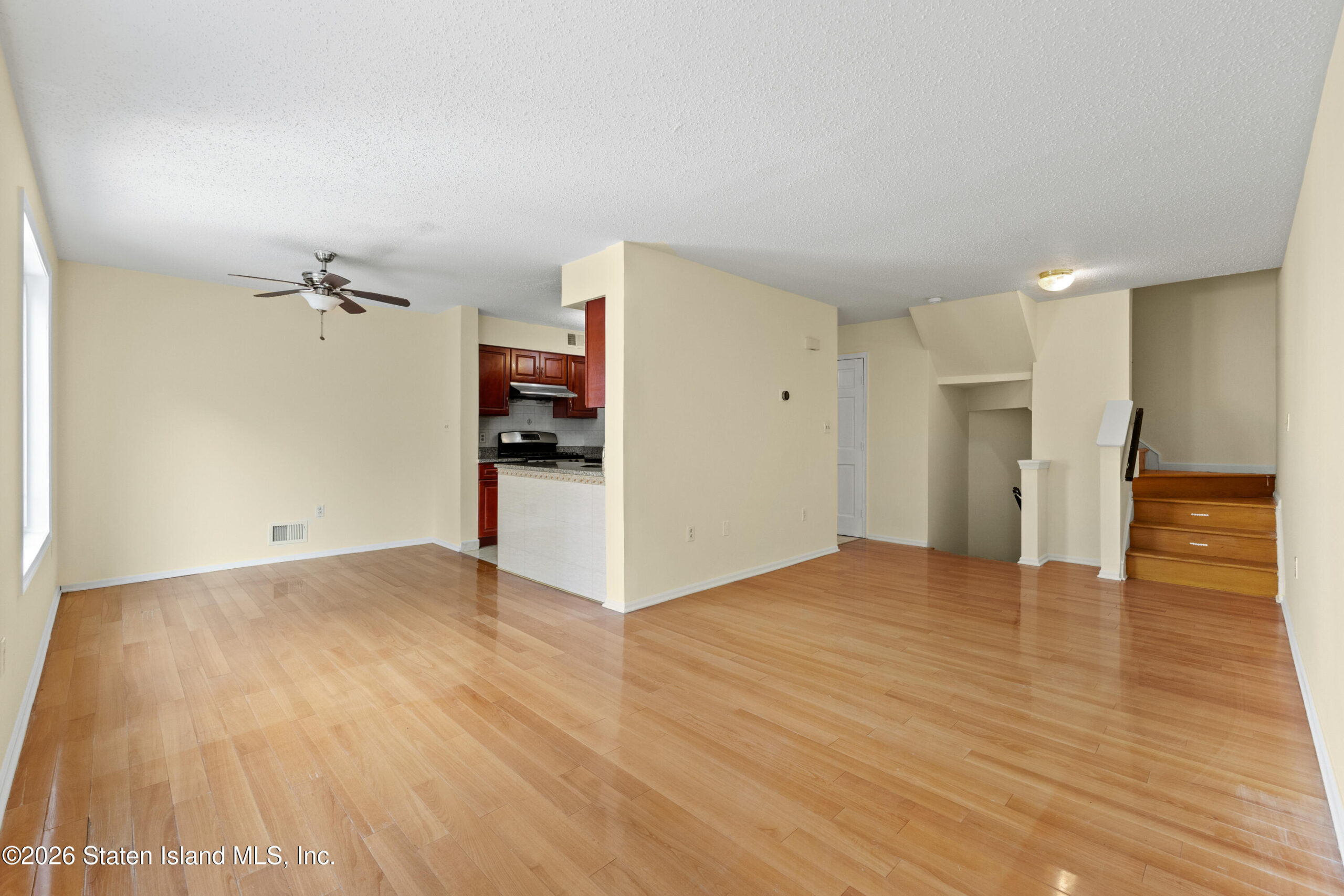 56 Emily Lane, Staten Island, NY, 10312 image 6