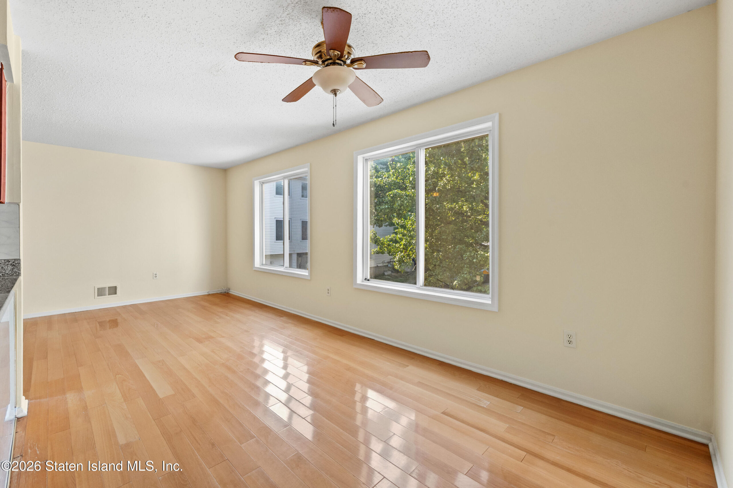 56 Emily Lane, Staten Island, NY, 10312 image 10