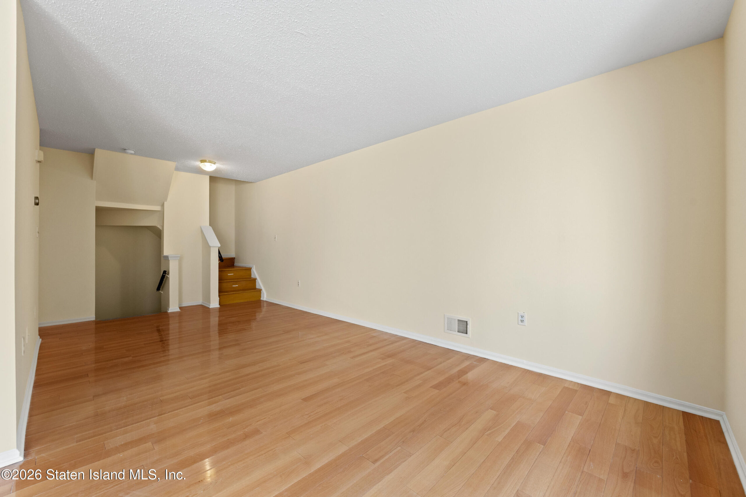 56 Emily Lane, Staten Island, NY, 10312 image 7
