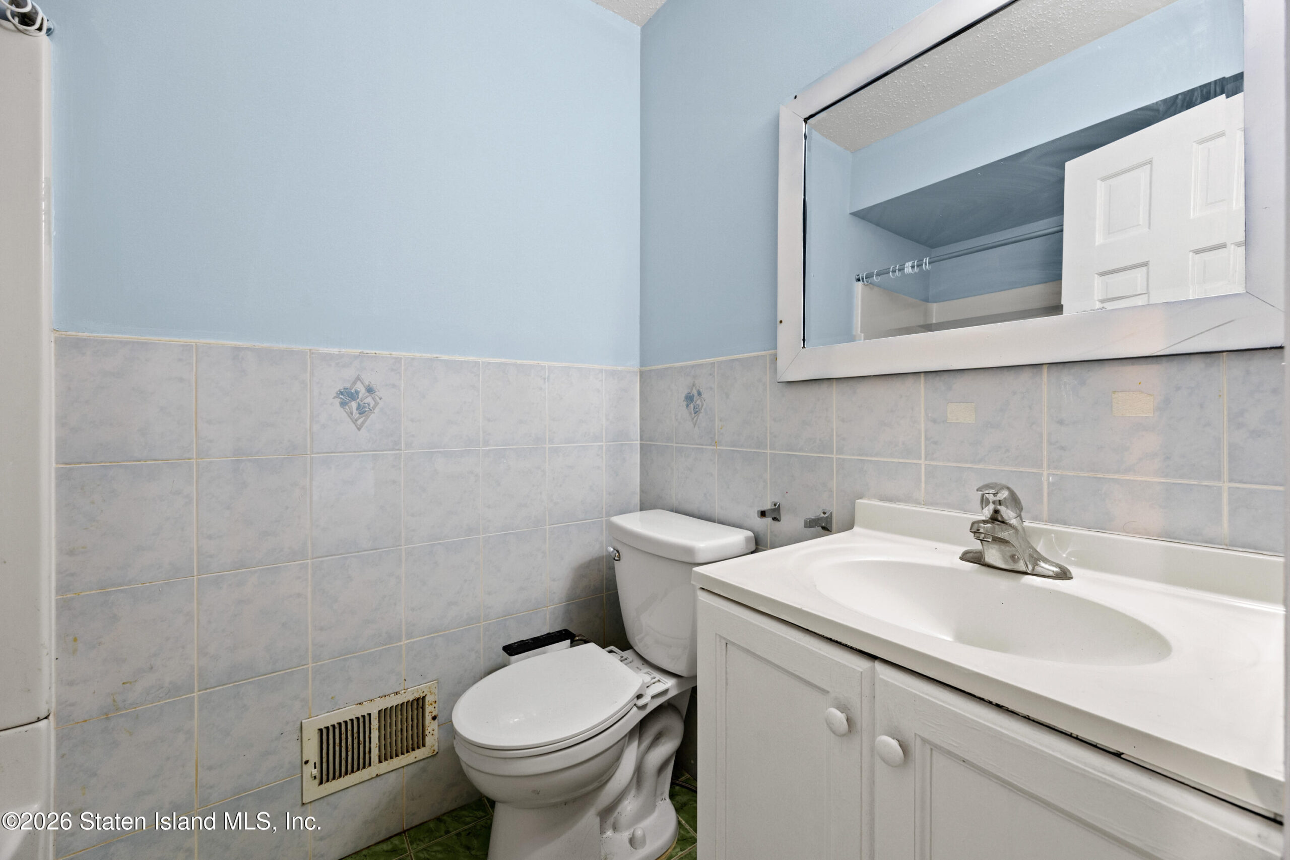 56 Emily Lane, Staten Island, NY, 10312 image 26