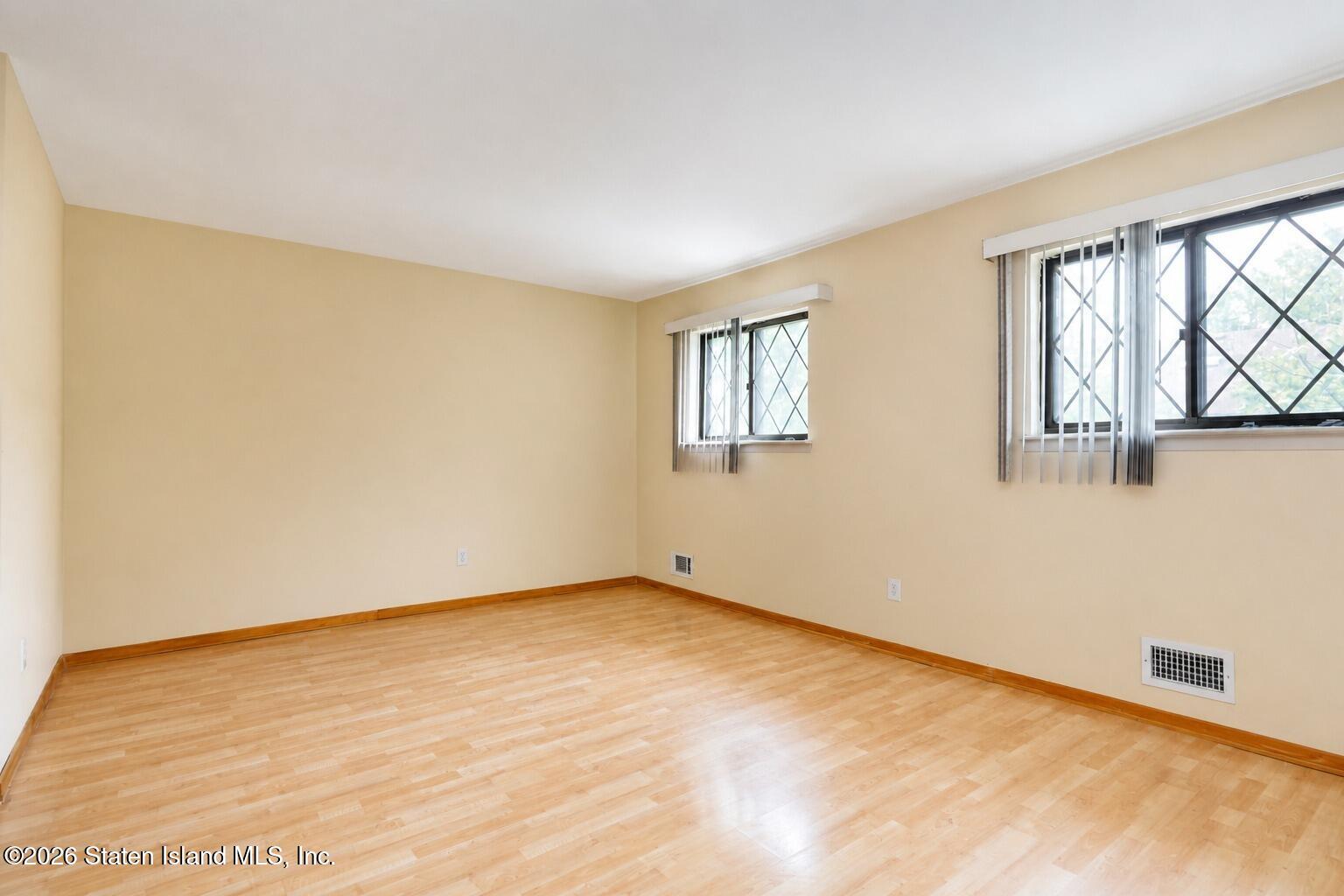 171 Rolling Hill Green, Staten Island, NY, 10312 image 18