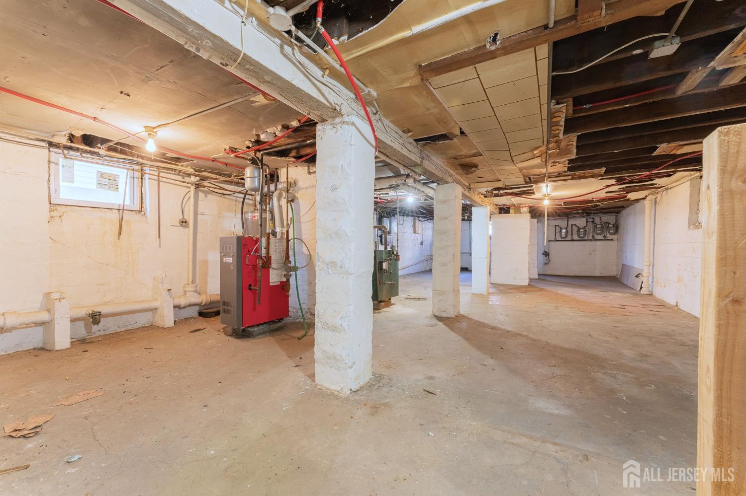 211 N 13th Street, Newark, NJ, 07107 image 33