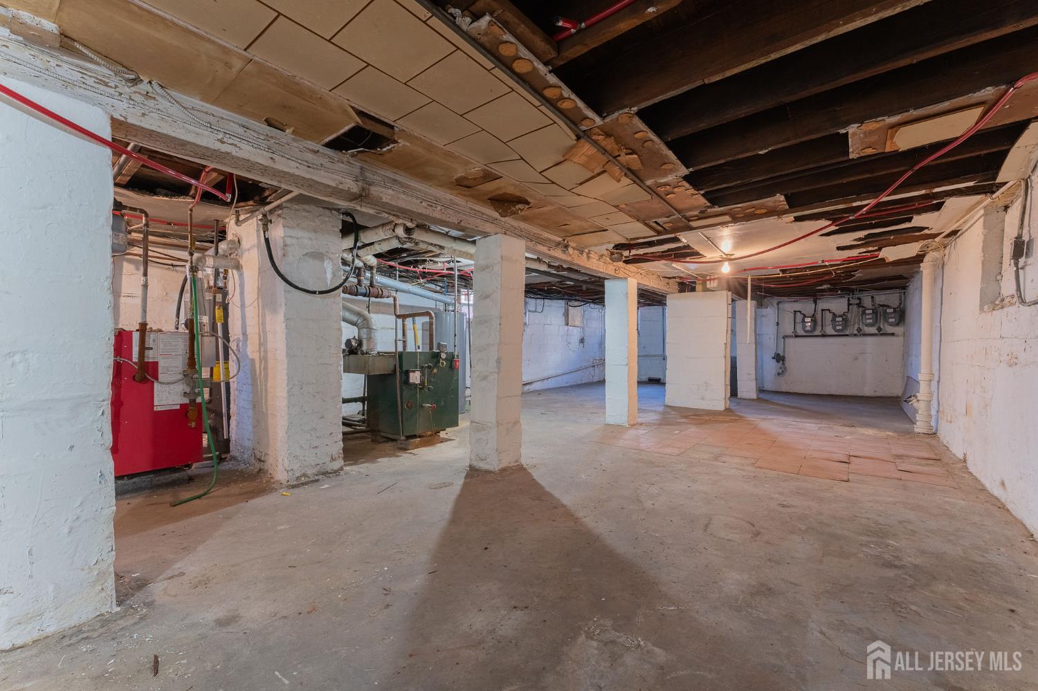 211 N 13th Street, Newark, NJ, 07107 image 37