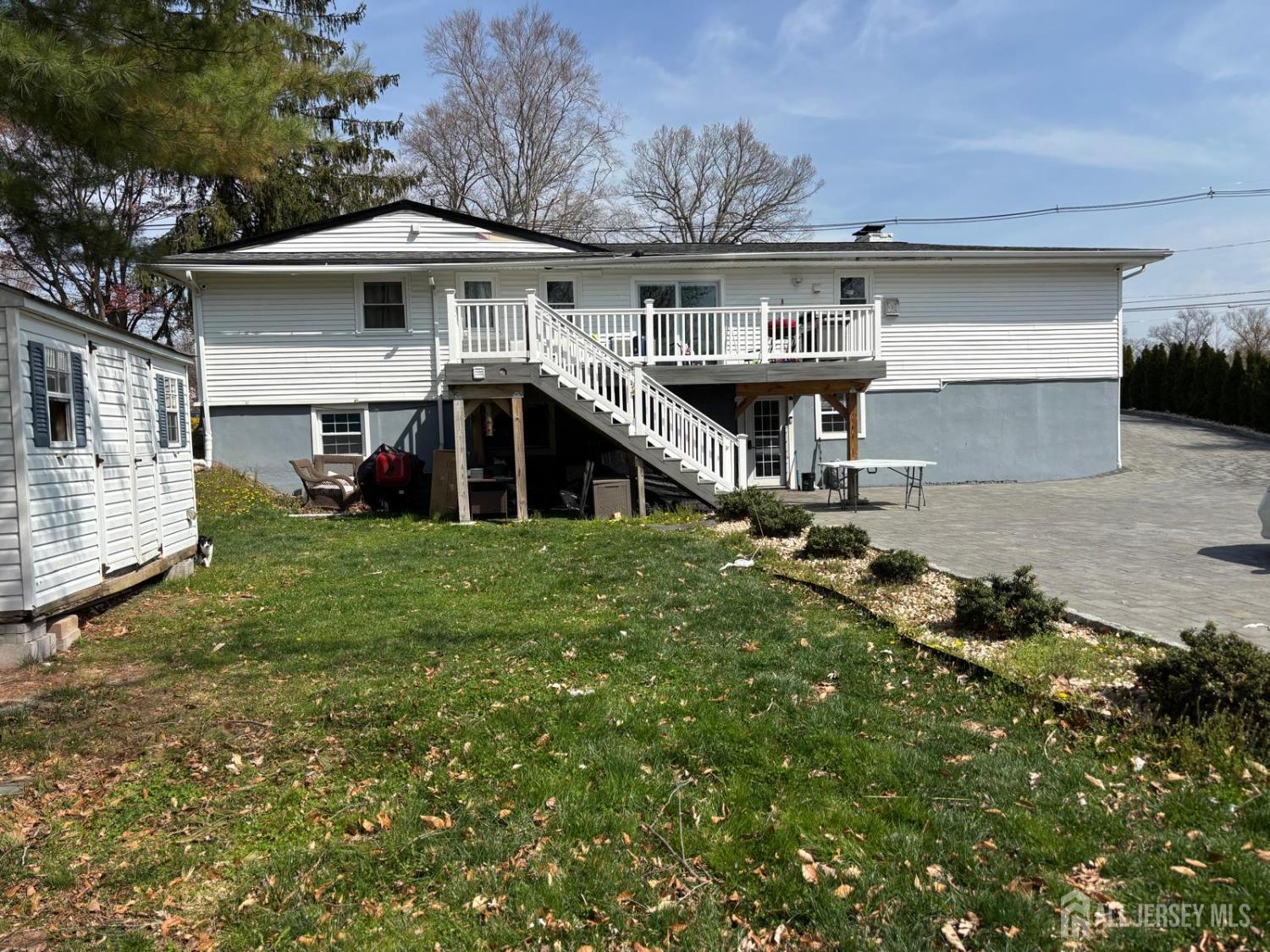 929 Franklin Avenue Image 4
