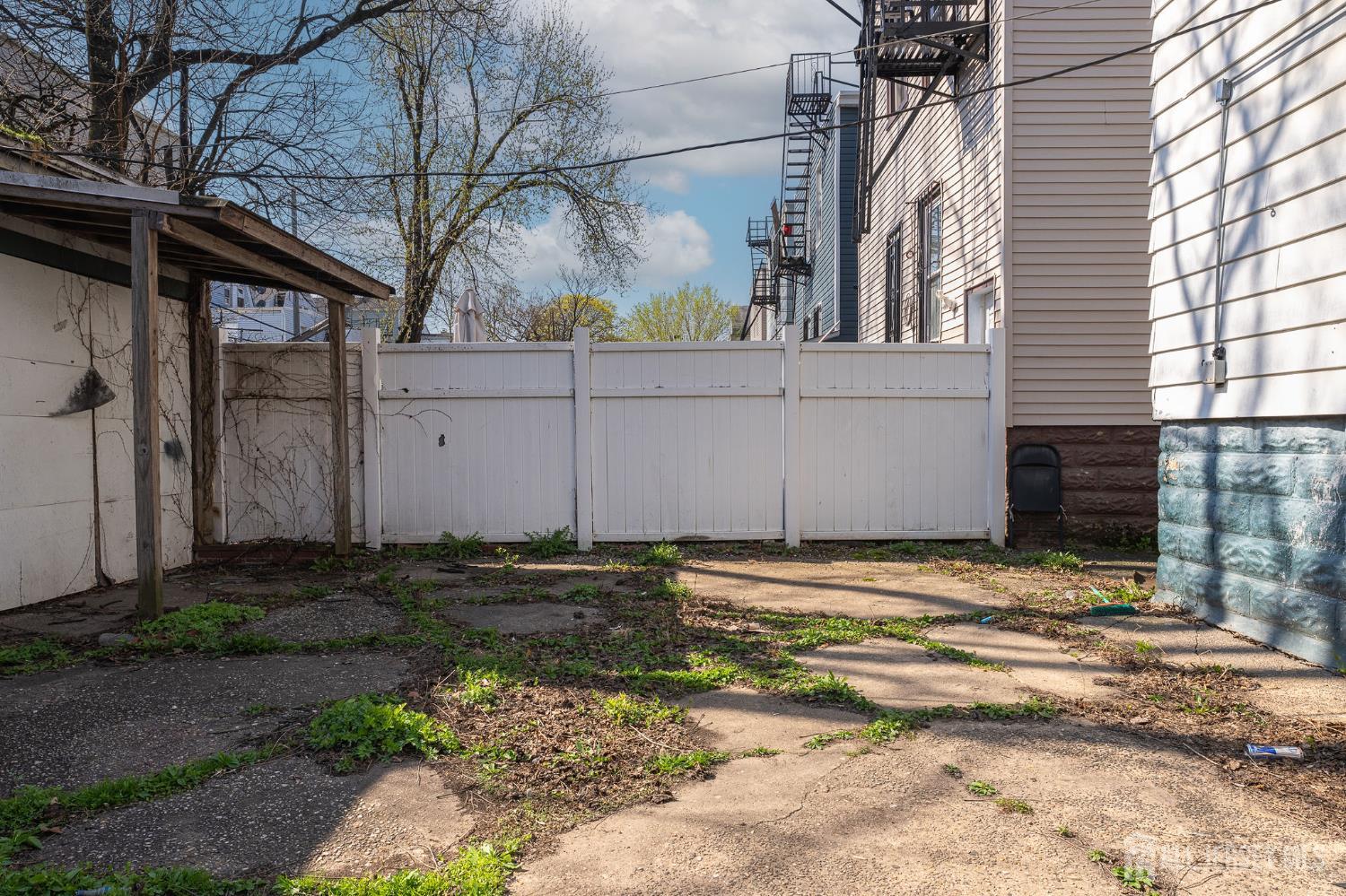 211 N 13th Street, Newark, NJ, 07107 image 49