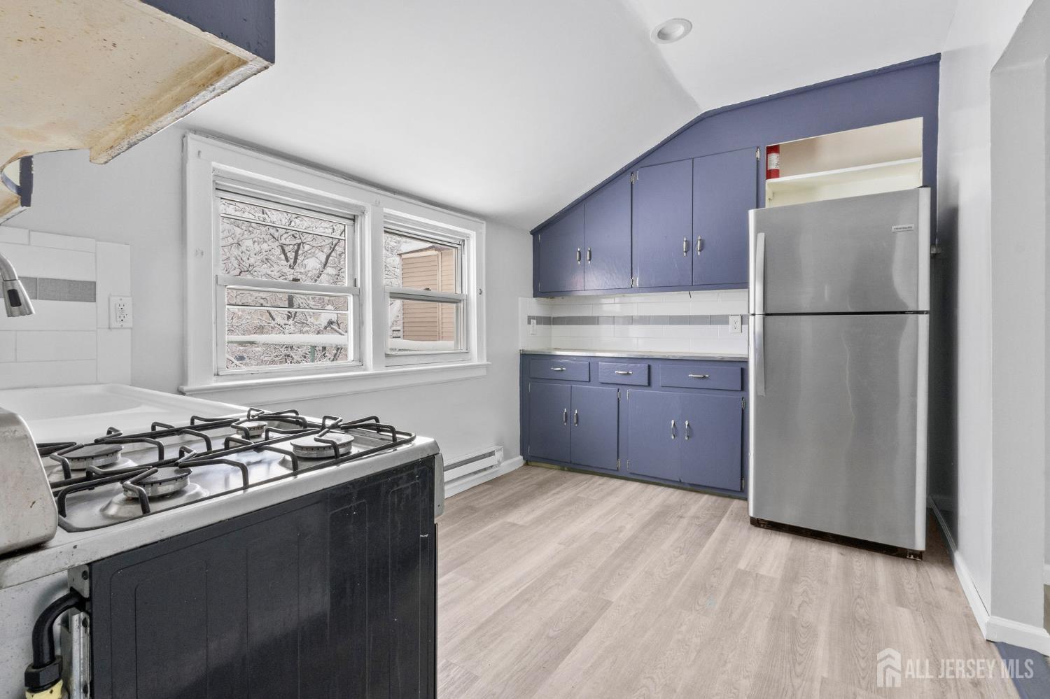 211 N 13th Street, Newark, NJ, 07107 image 29