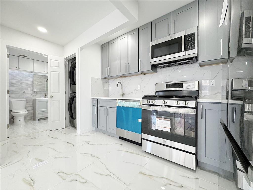 2819 West 17th Street 2A, Brooklyn, New York, 11224 image 9