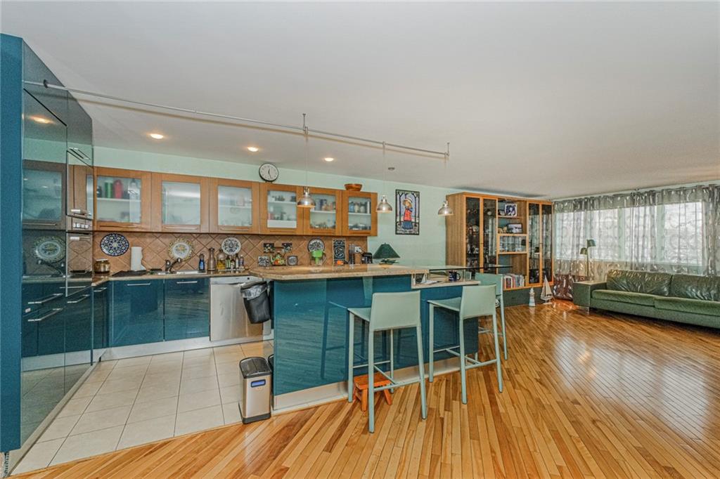 2456 West 2nd Street Image 3